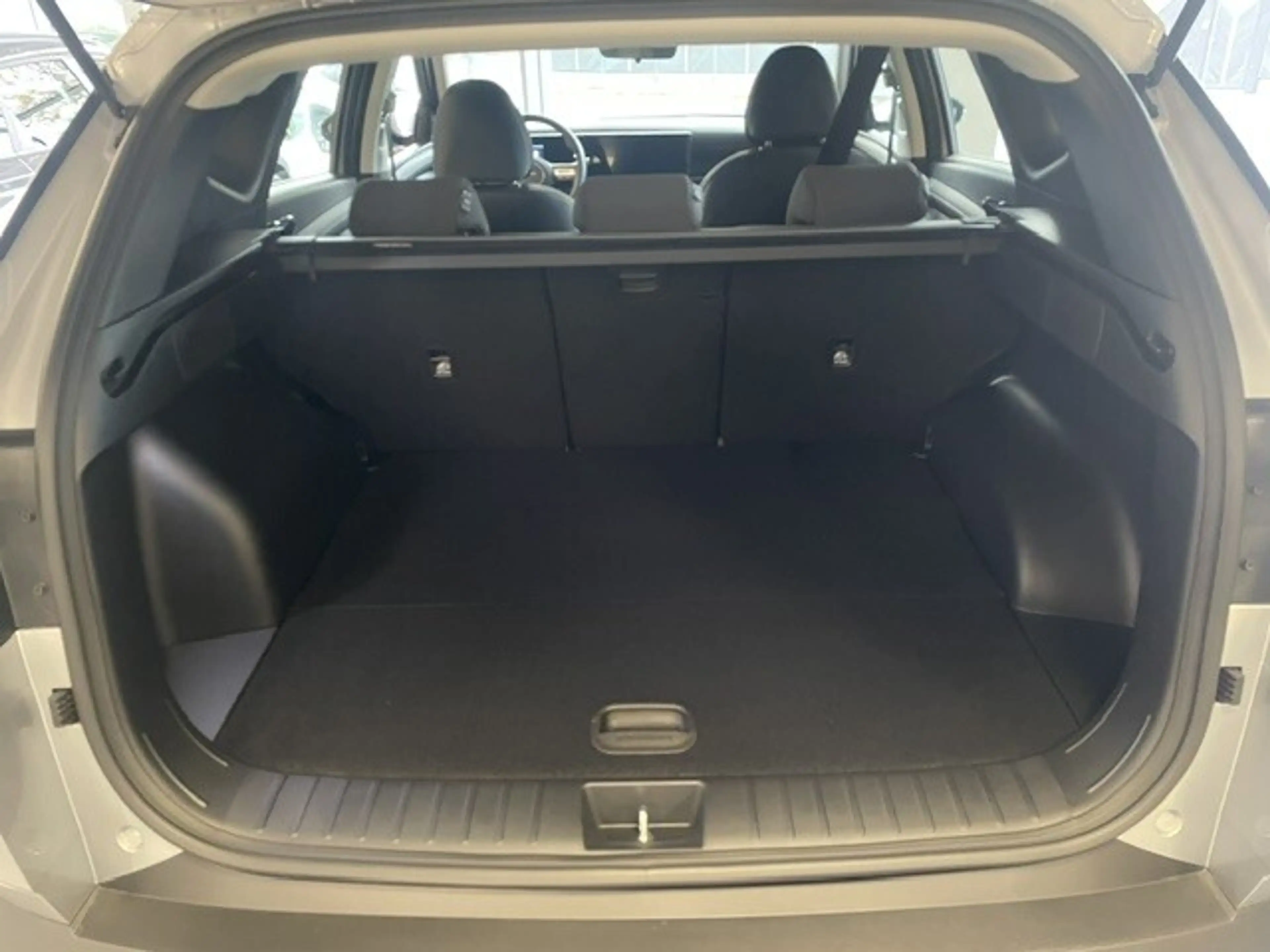Hyundai TUCSON Tucson 1,6 T-GDI HEV 2WD Edition 35 Aut. — photo 6