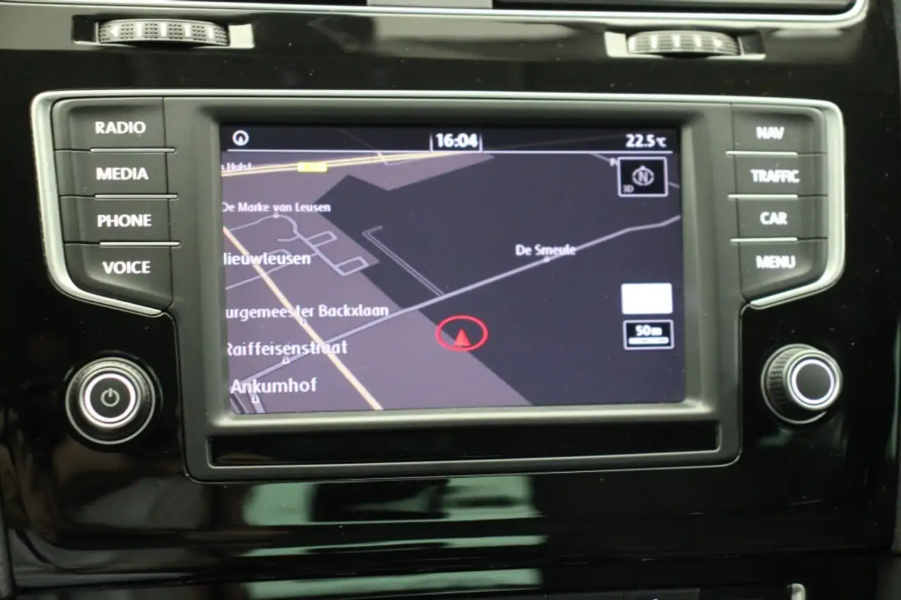 Volkswagen Golf Standard Model — photo 5 sur 30