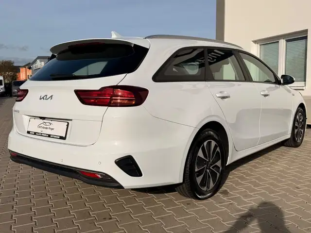 Kia Ceed view 6