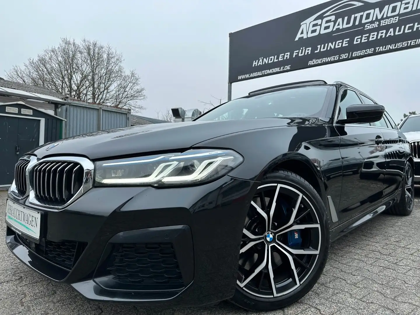 BMW 530 d M Sport PANO*Laser*ACC*Leder*HUD*Luft*Gesti Schwarz - 1