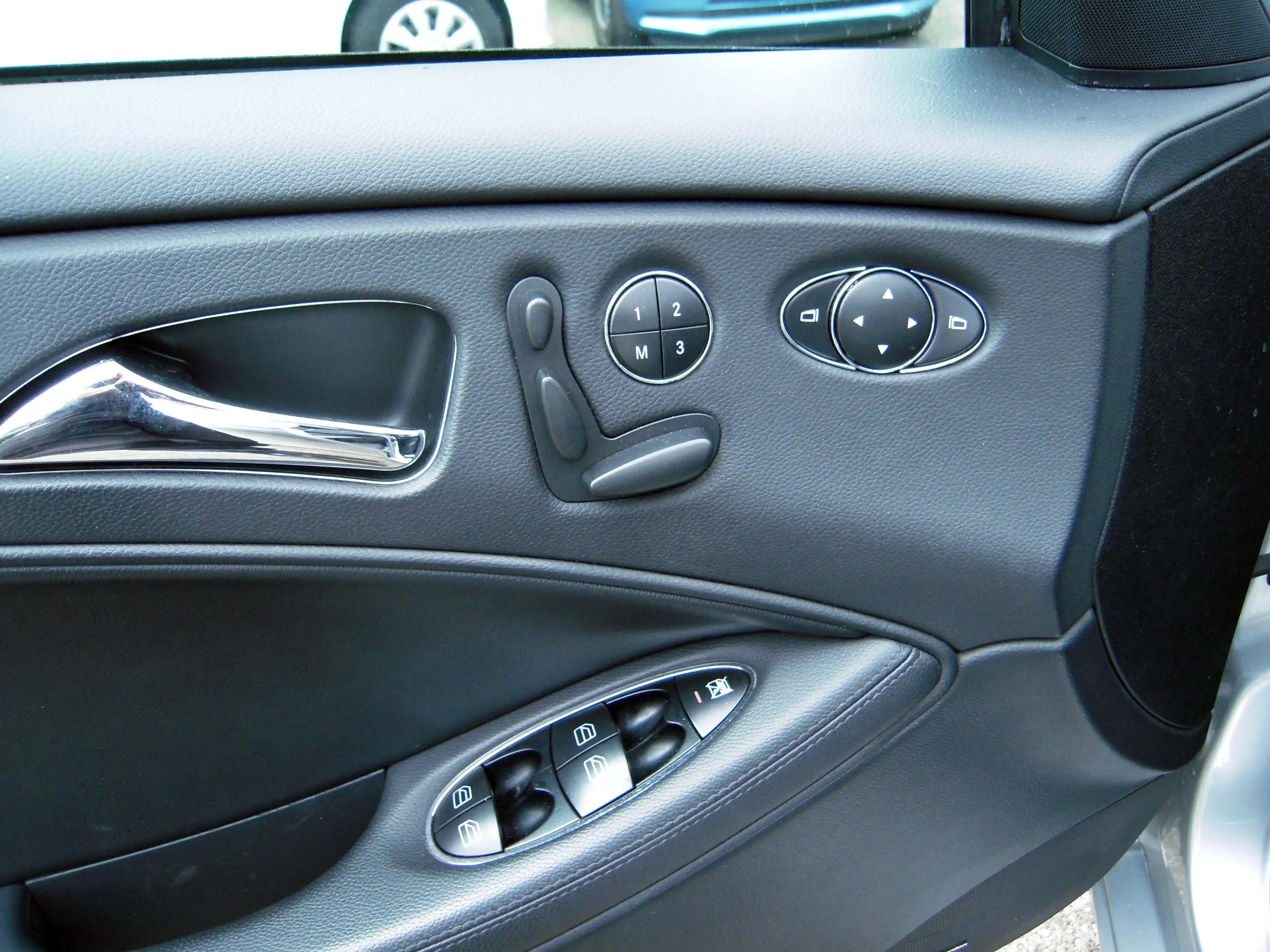 Mercedes-Benz CLS 500 CLS 500 TOP Ausstattung!! Inzahlungnahme möglich!! — photo 12