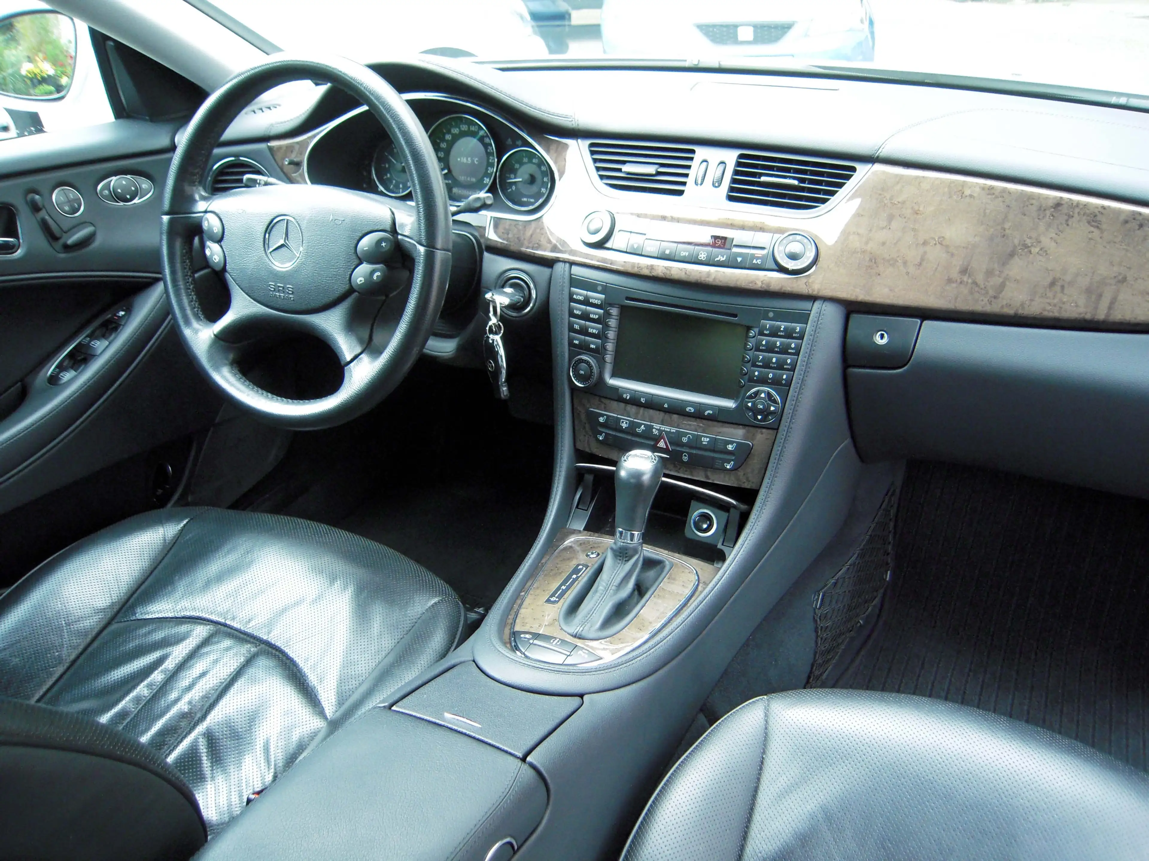Mercedes-Benz CLS 500 CLS 500 TOP Ausstattung!! Inzahlungnahme möglich!! — photo 7