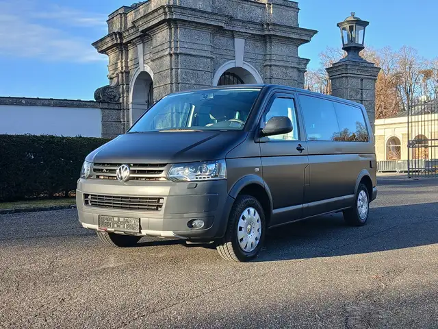 Volkswagen T5 Caravelle Kombi lang 2,0 4motion D-PF *PICKERL*AHK*9SITZE*