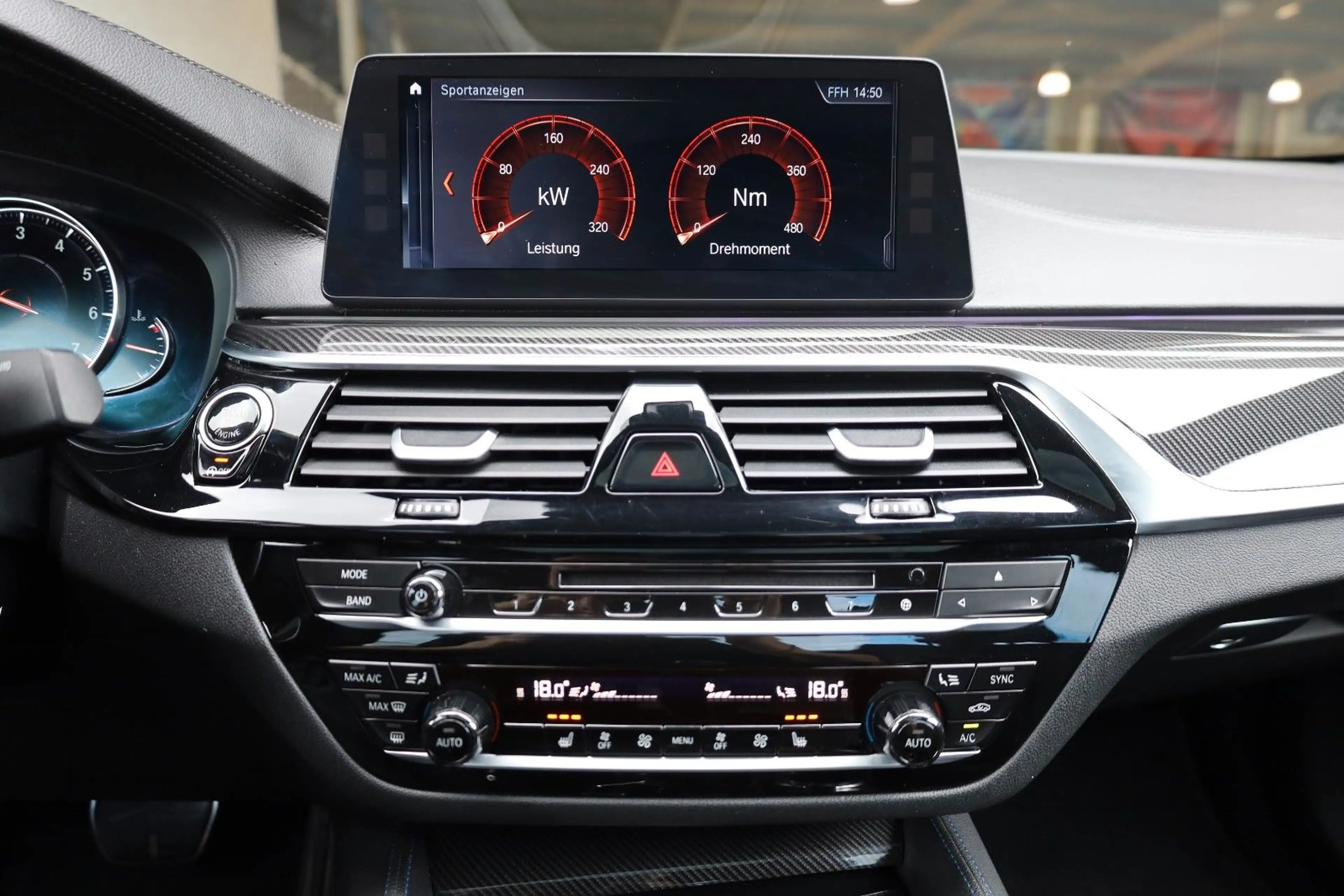 BMW 540 i/M/HUD/KAMERA/PDC/SHZ/APPLE/WIFI/HK/SBD/R20 — photo 13