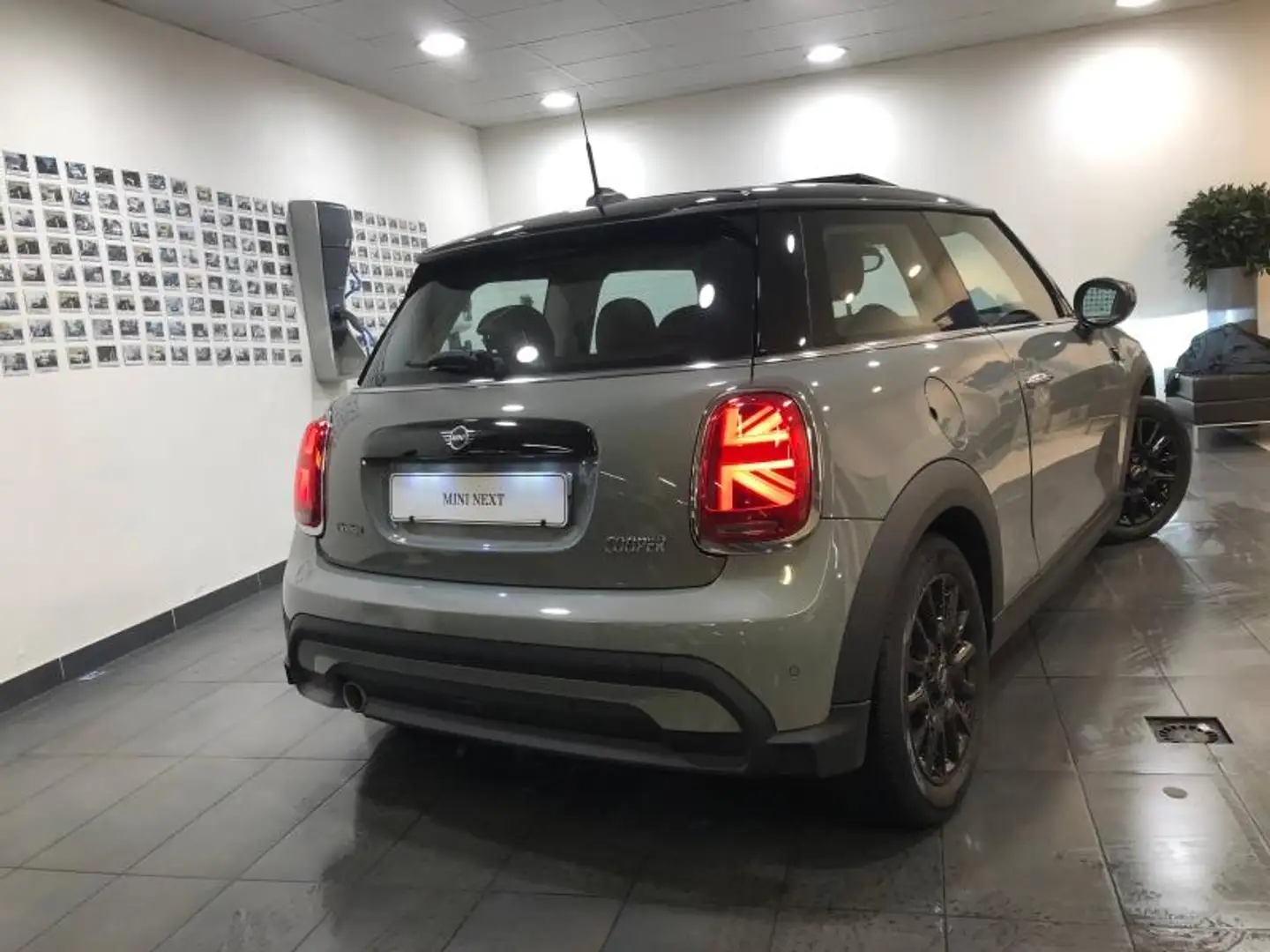 MINI Cooper E Cooper 136ch Edition Camden Gris - 2