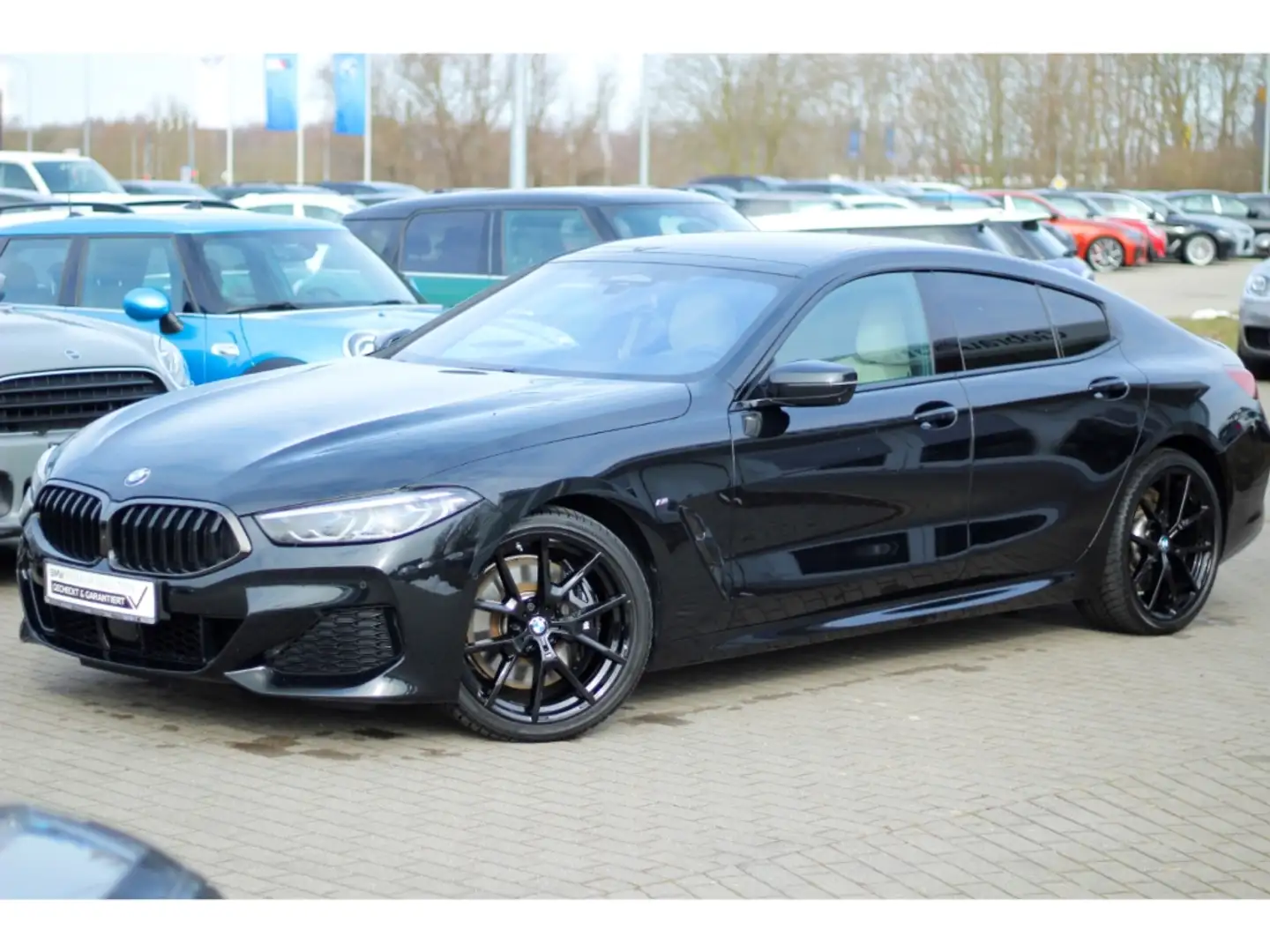 BMW 840 d M Sport xDrive Gran Coupe/HUD/StandHZG Black - 1