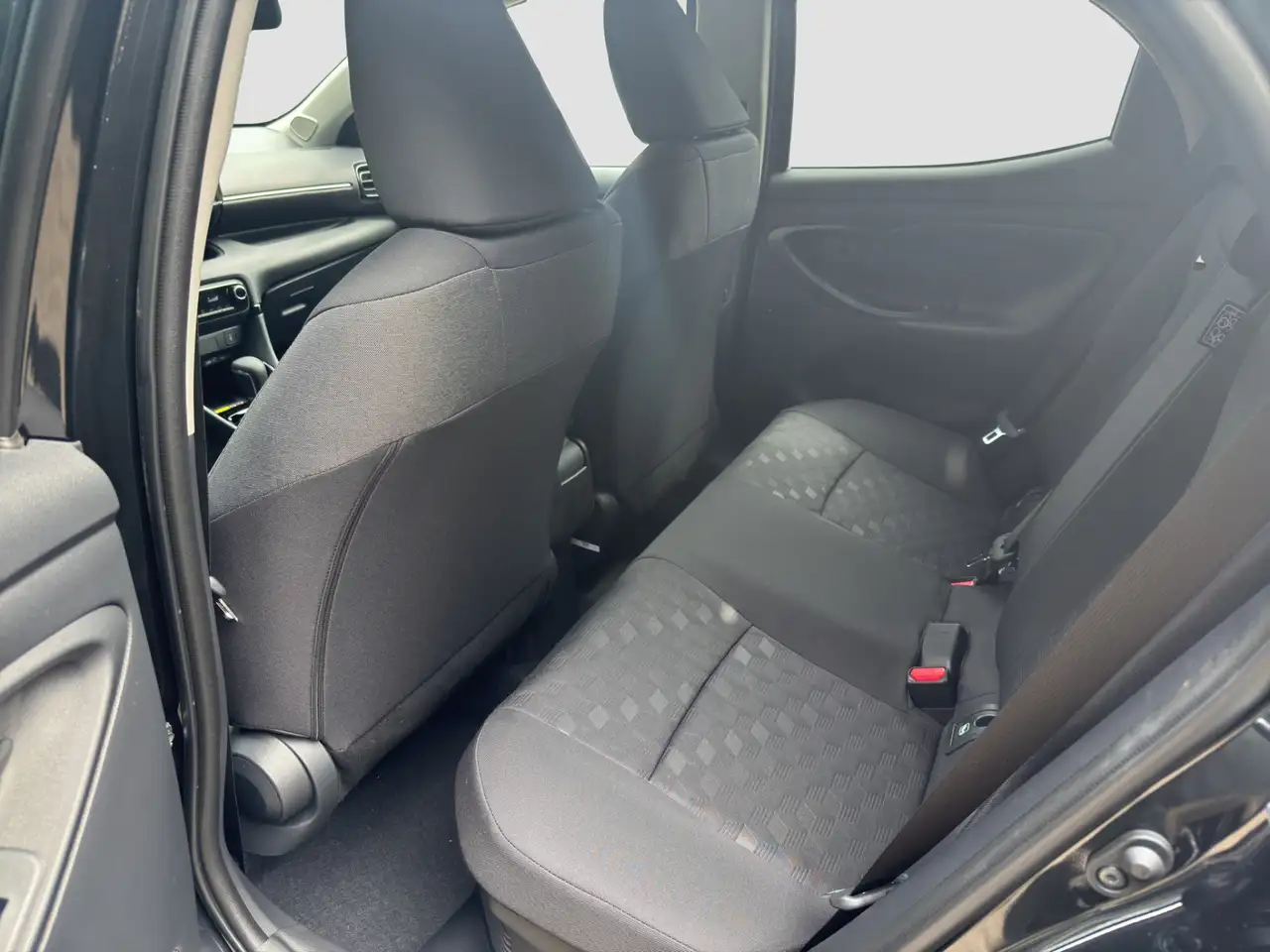 Toyota Yaris 2026 — фото 10