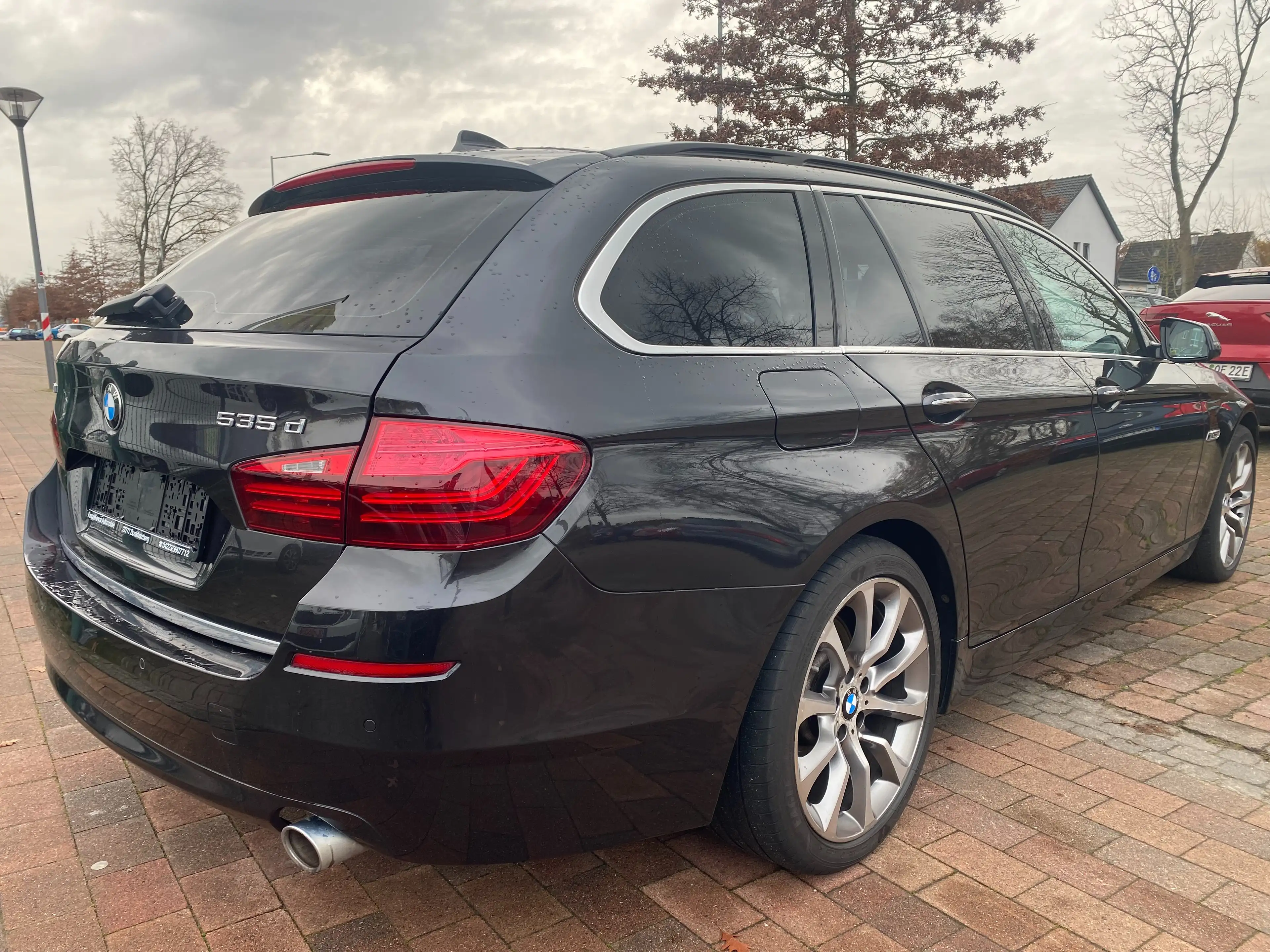 BMW 535 535d xDrive-Luxury-Automatik-Pano-NAV-Leder-AHK- — photo 11
