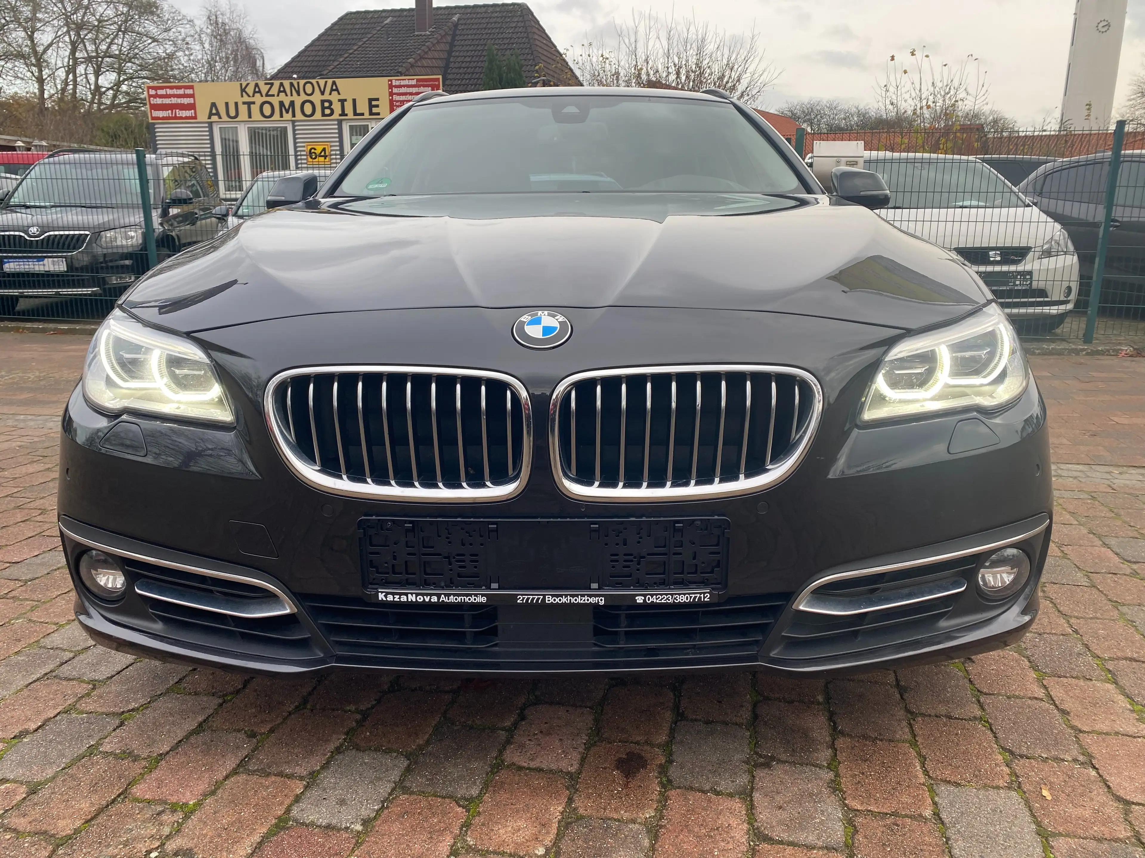 BMW 535 535d xDrive-Luxury-Automatik-Pano-NAV-Leder-AHK- — photo 2