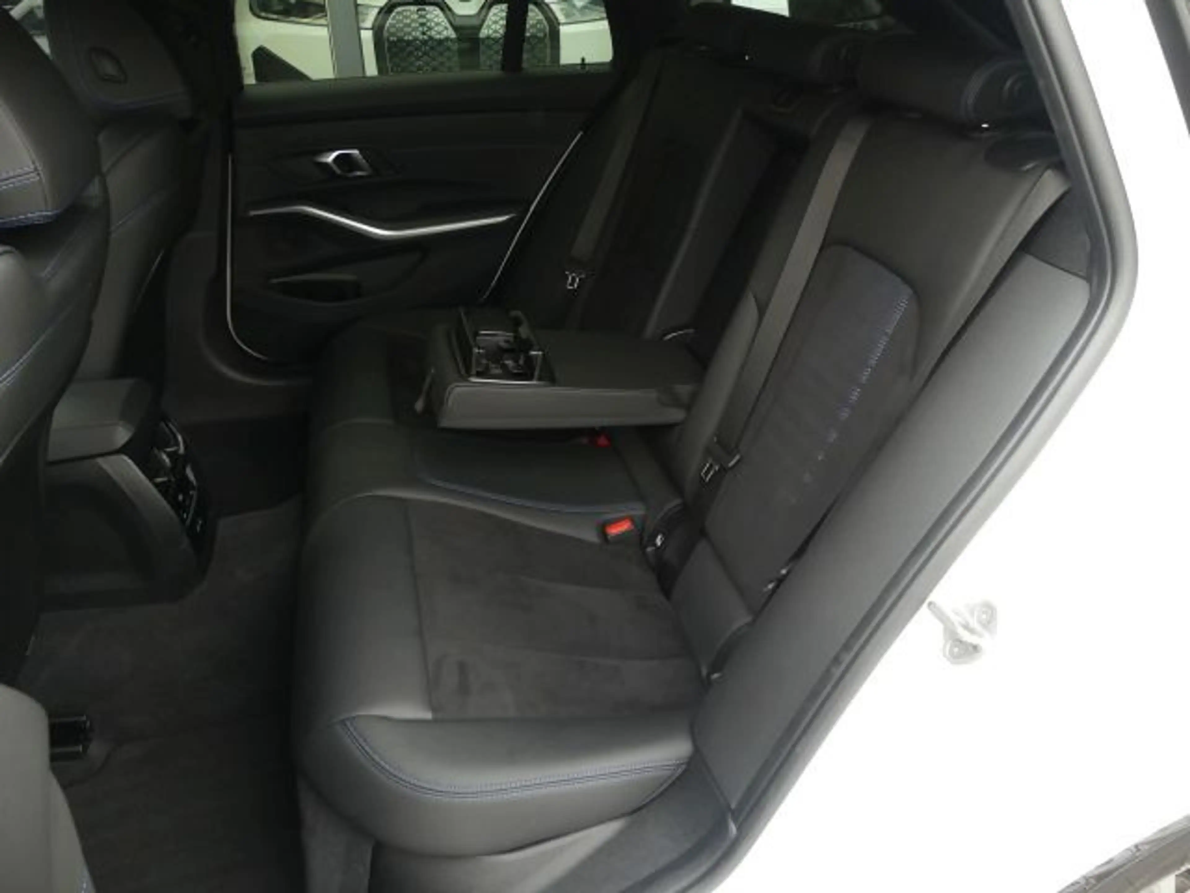 BMW 318 i Tour M Sport AHK°ACC*Ad.LED°M-Alu-el.Sitze — photo 10