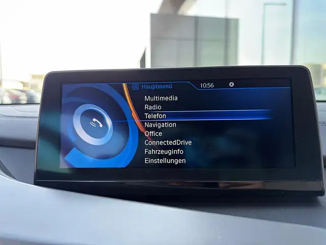 BMW i8 PHEV Range Extender *CARBON* HUD* FLÜGELTÜRE* Ansicht 26