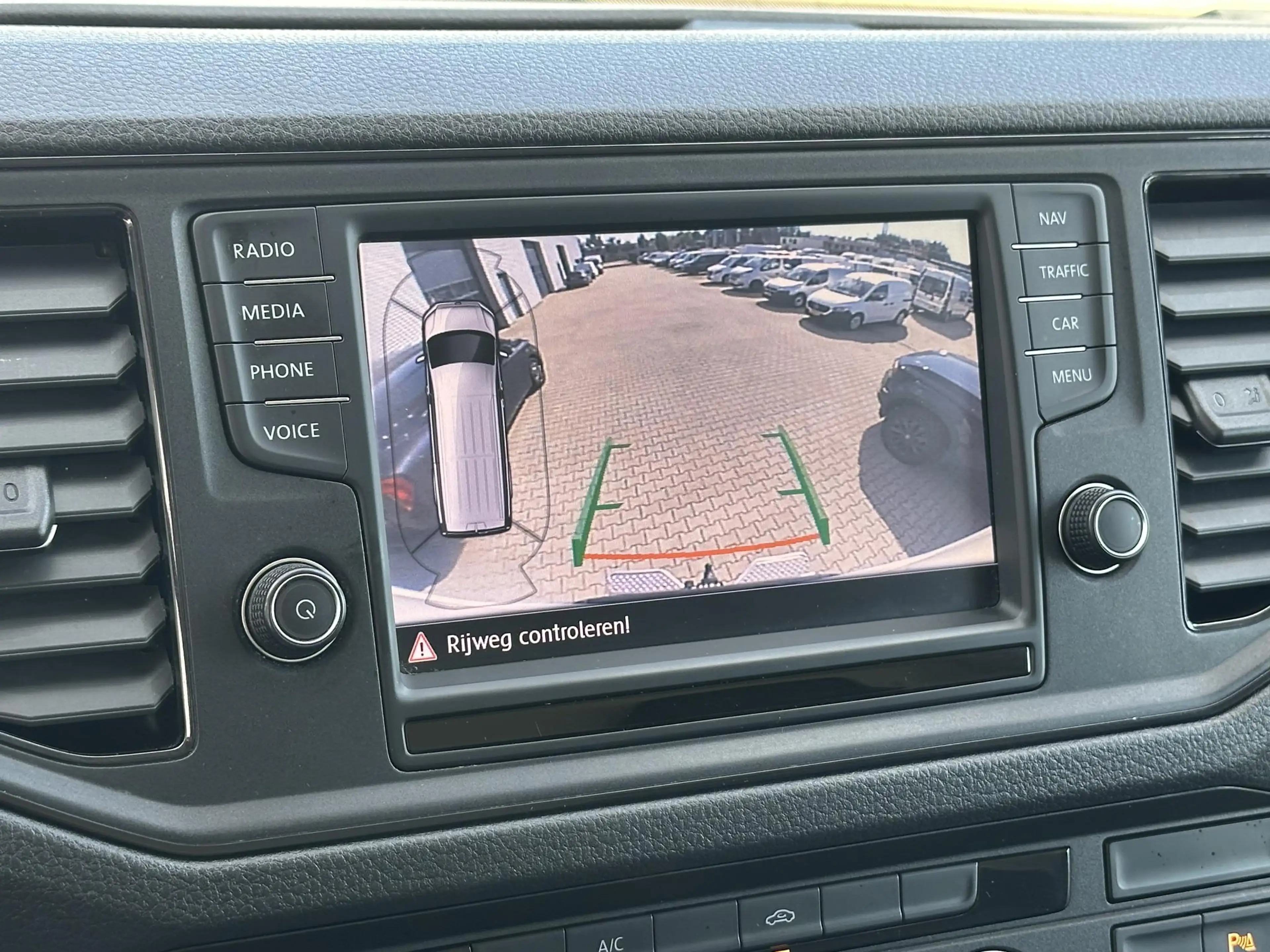 Volkswagen Crafter 35 2.0 TDI L2H1 Highline automaat MARGE 177pk — photo 5