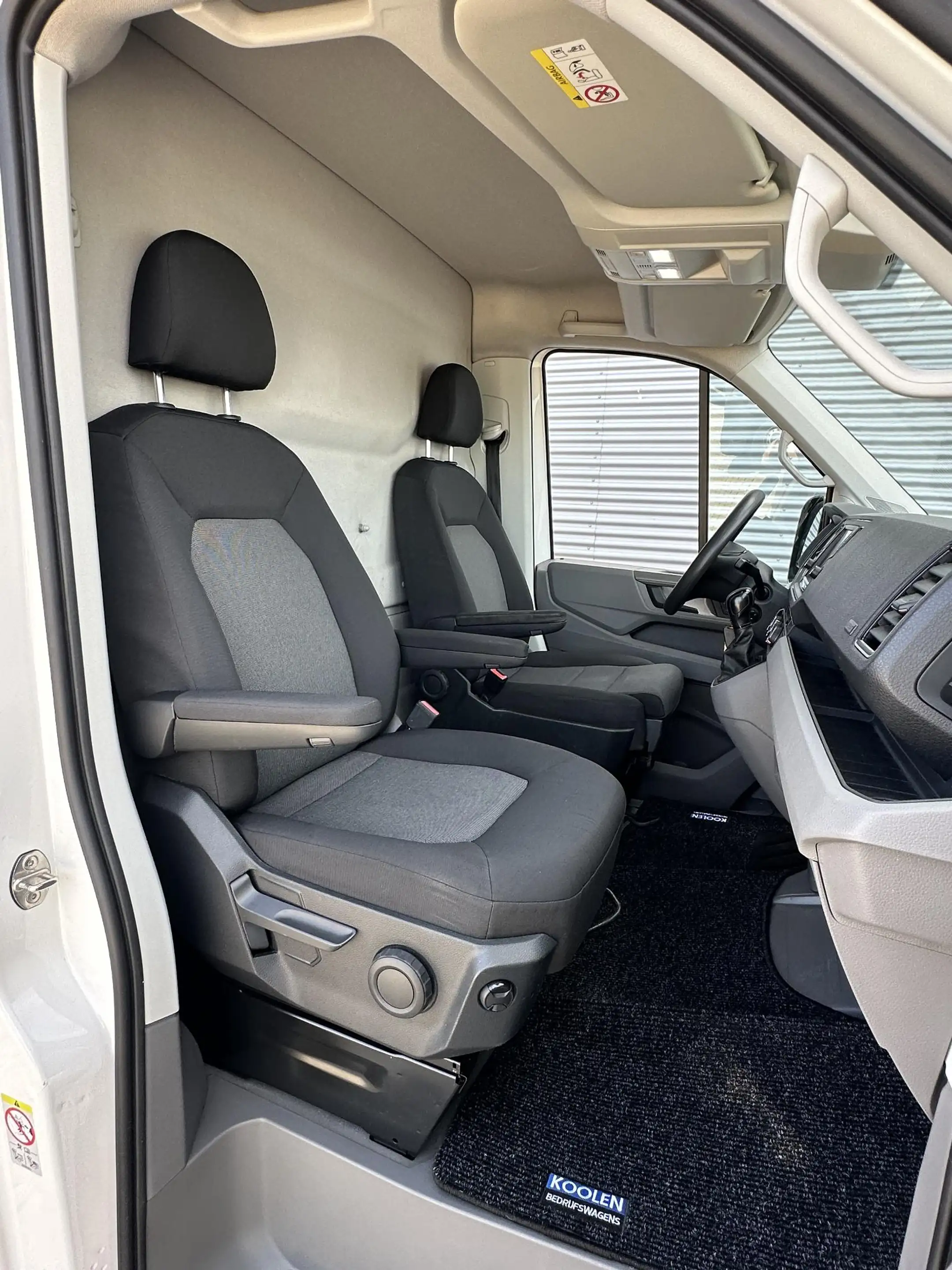 Volkswagen Crafter 35 2.0 TDI L2H1 Highline automaat MARGE 177pk — photo 8