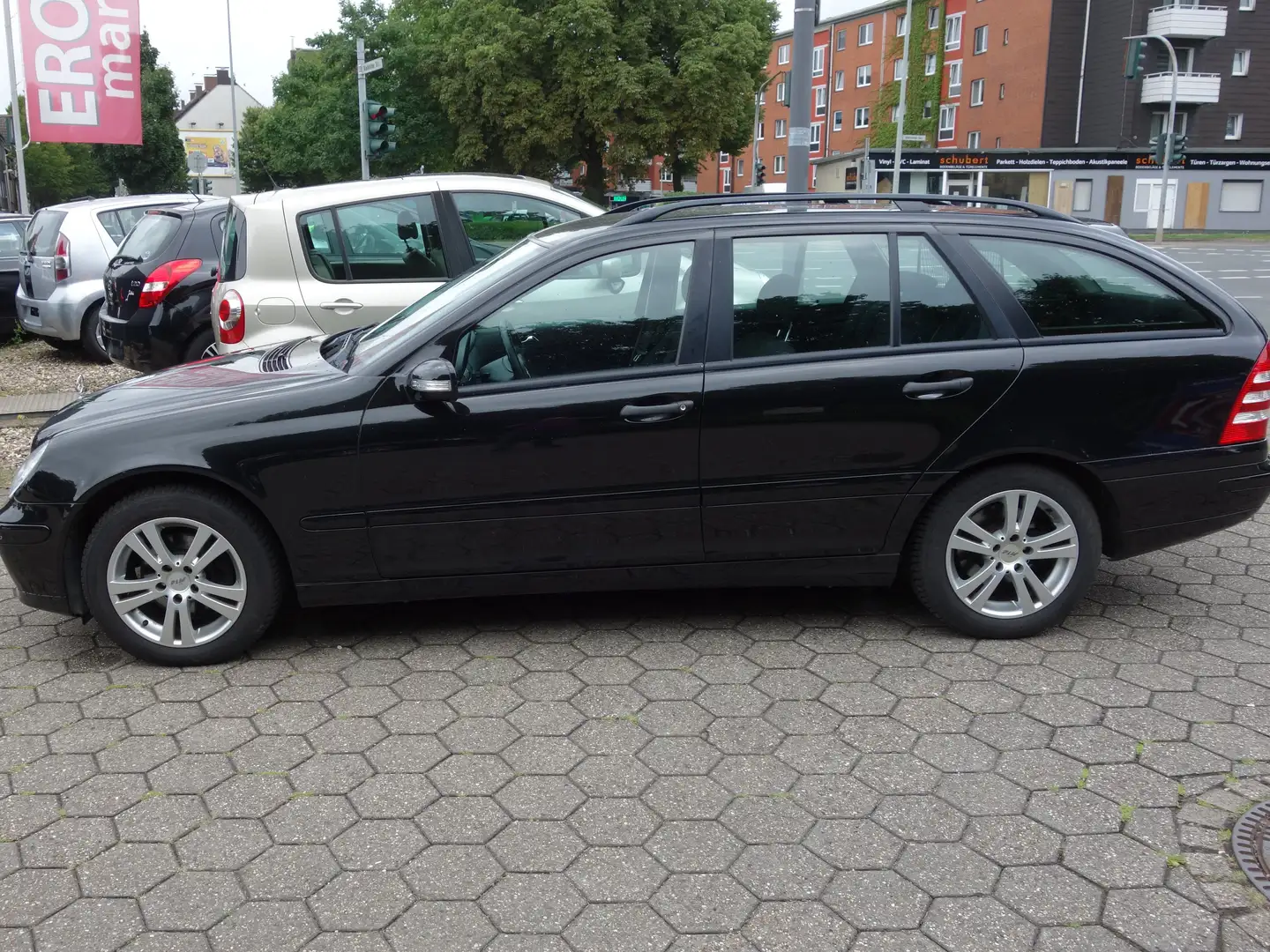 Mercedes-Benz C 180 T Kompressor Automatik Classic TÜV 5.2027 Černá - 1