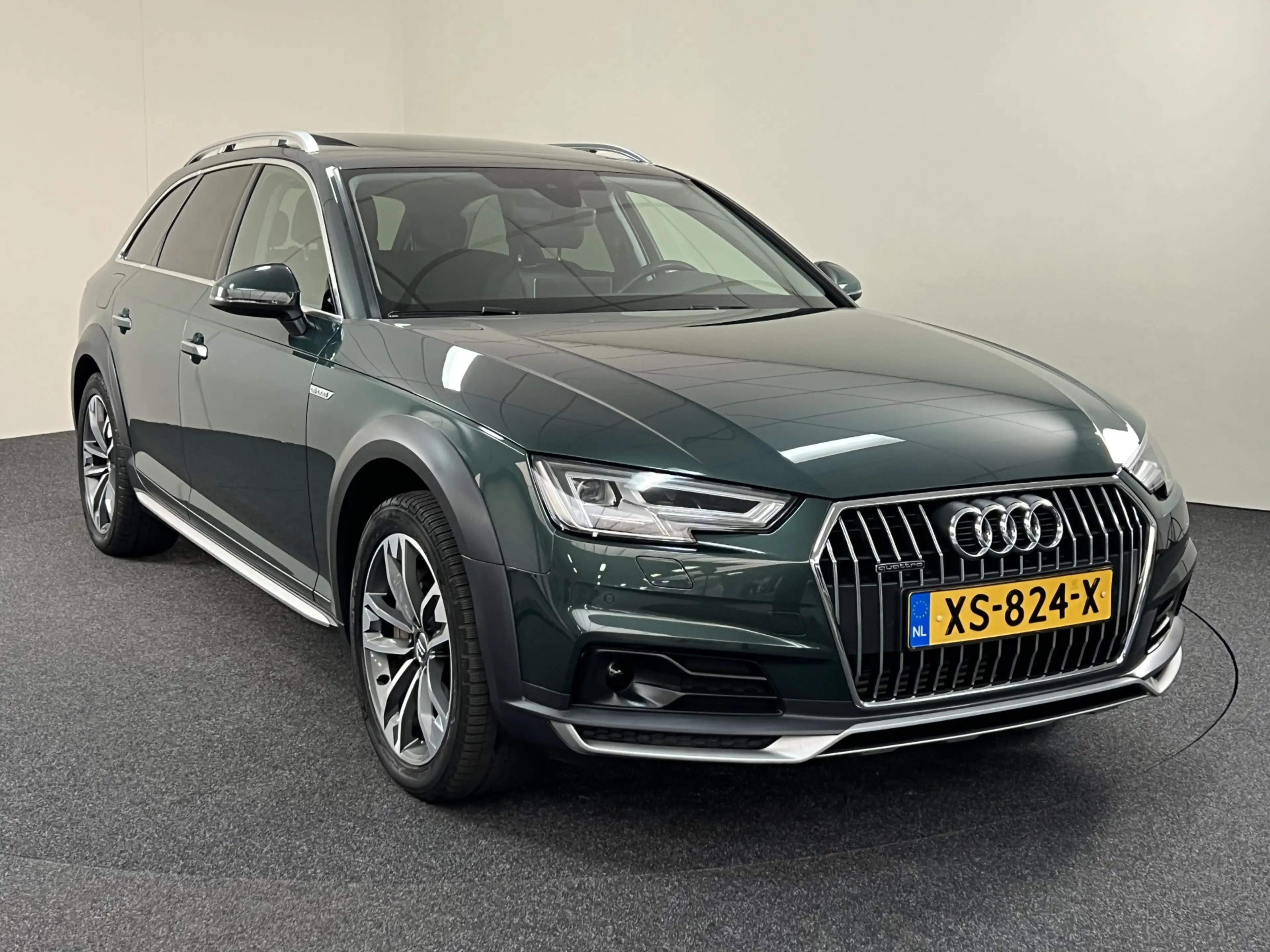 Audi A4 allroad Quattro 2.0 TFSI MHEV Pro Line Plus S-line Pano / — photo 2