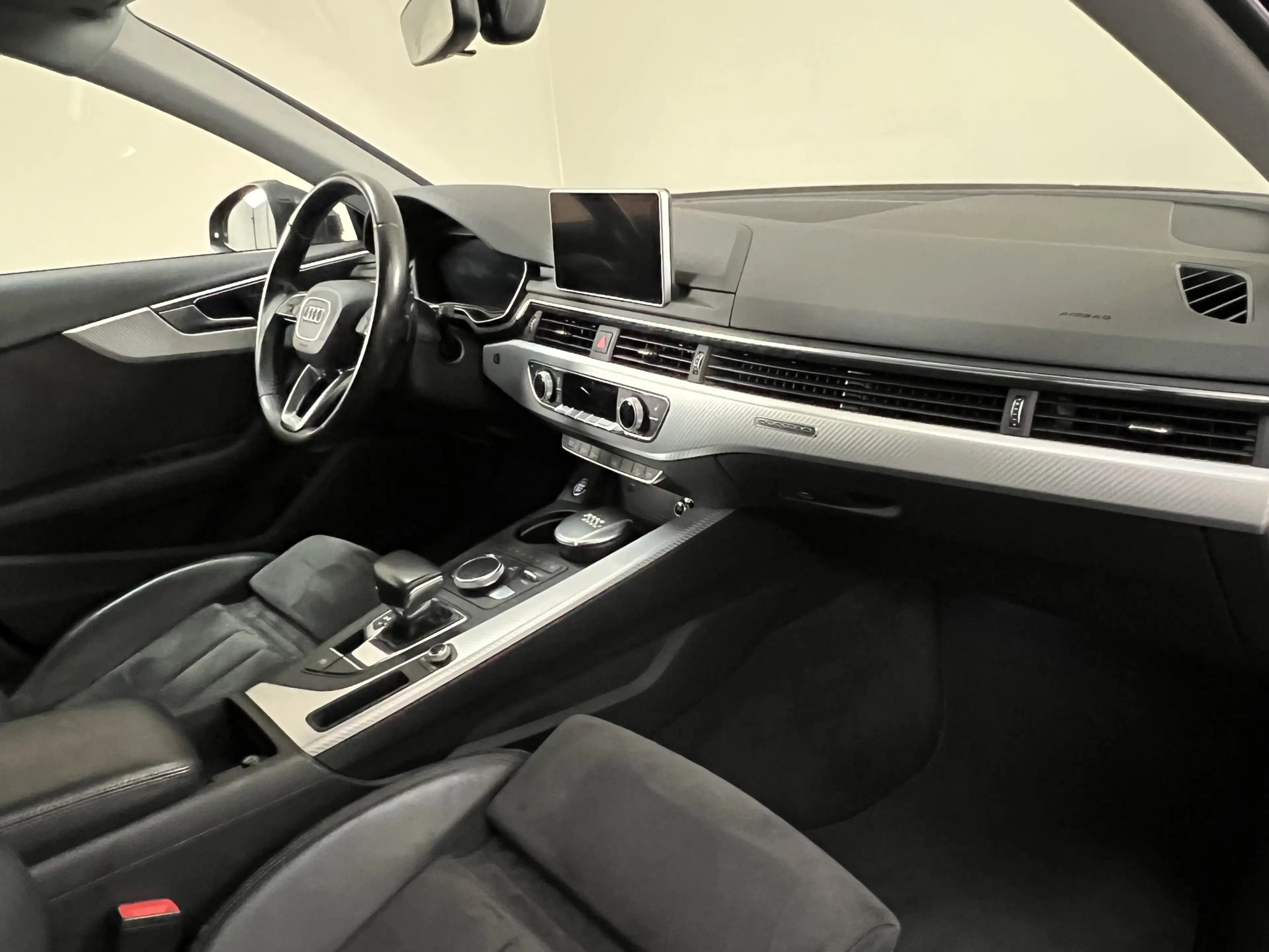 Audi A4 allroad Quattro 2.0 TFSI MHEV Pro Line Plus S-line Pano / — photo 11