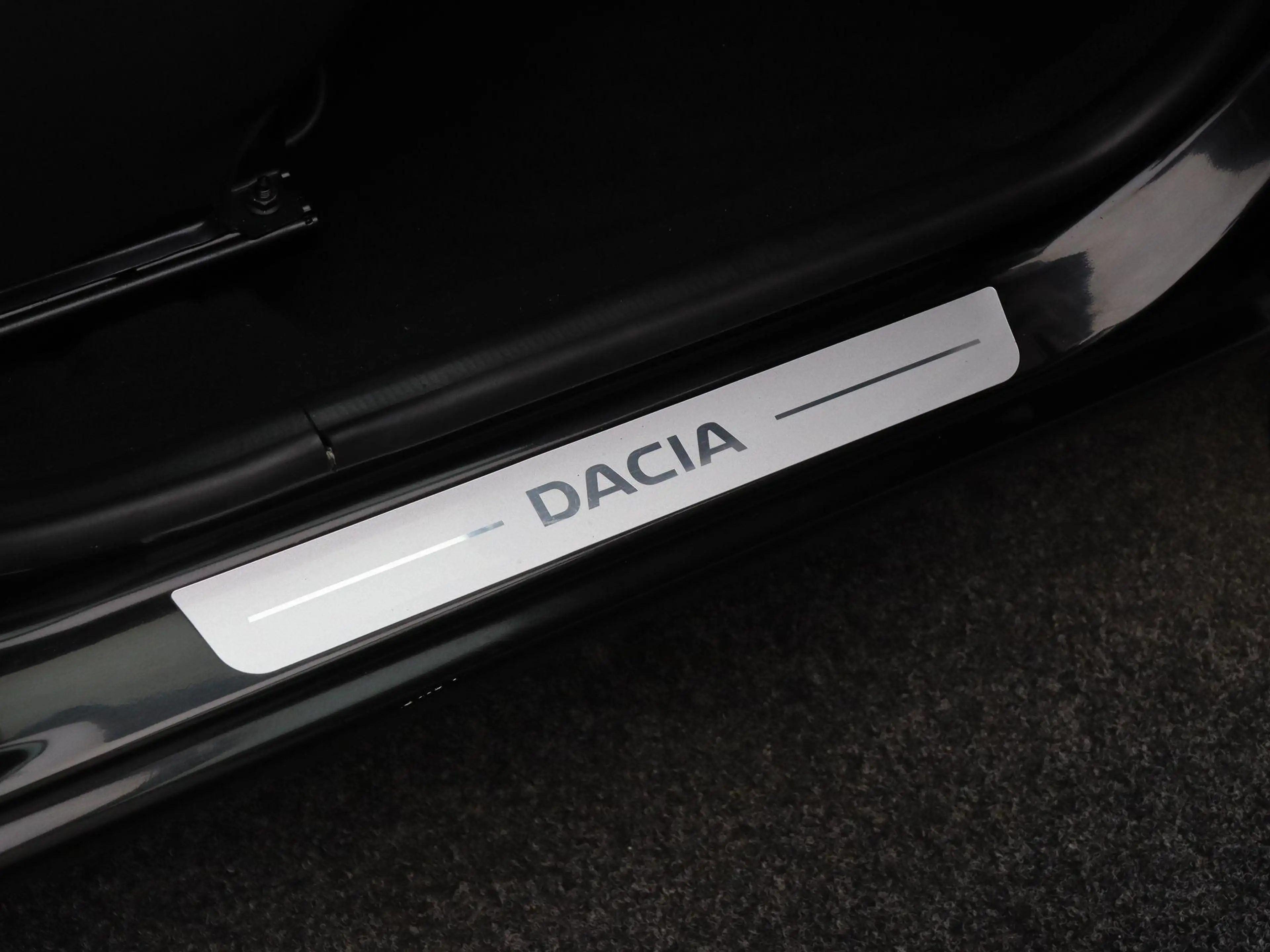 Dacia Logan MCV TCe 90pk 10th Anniversary | Trekhaak | Cruise — photo 15