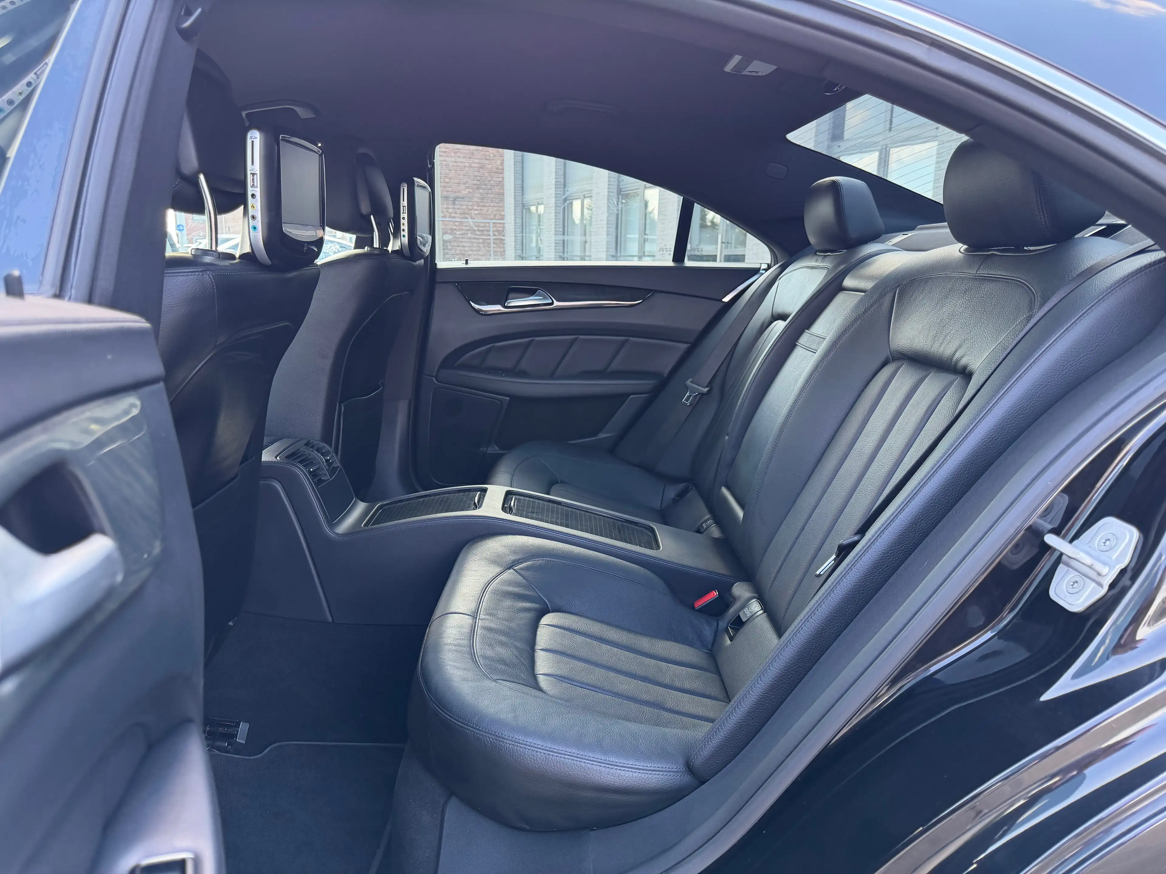Mercedes-Benz CLS 350 CLS 350 BlueTEC 4-Matic — photo 10