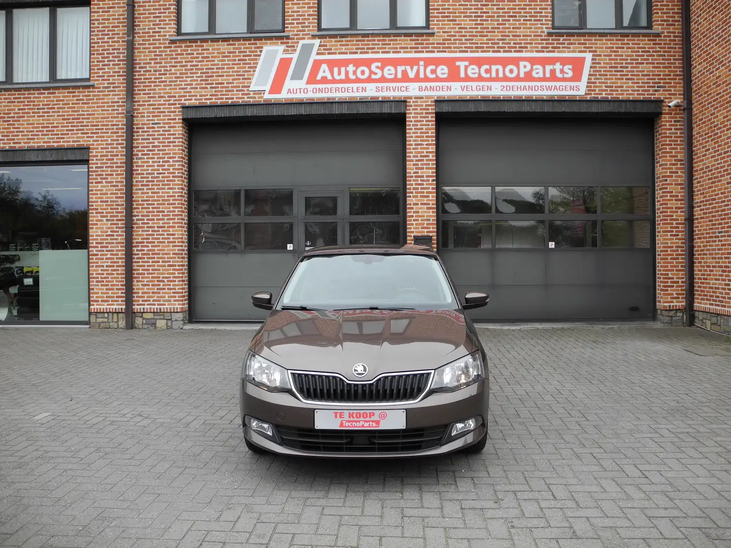 Skoda Fabia Fabia Combi 1.0 TSI Clever*gps*pdc*airco*garantie Bruin - 1