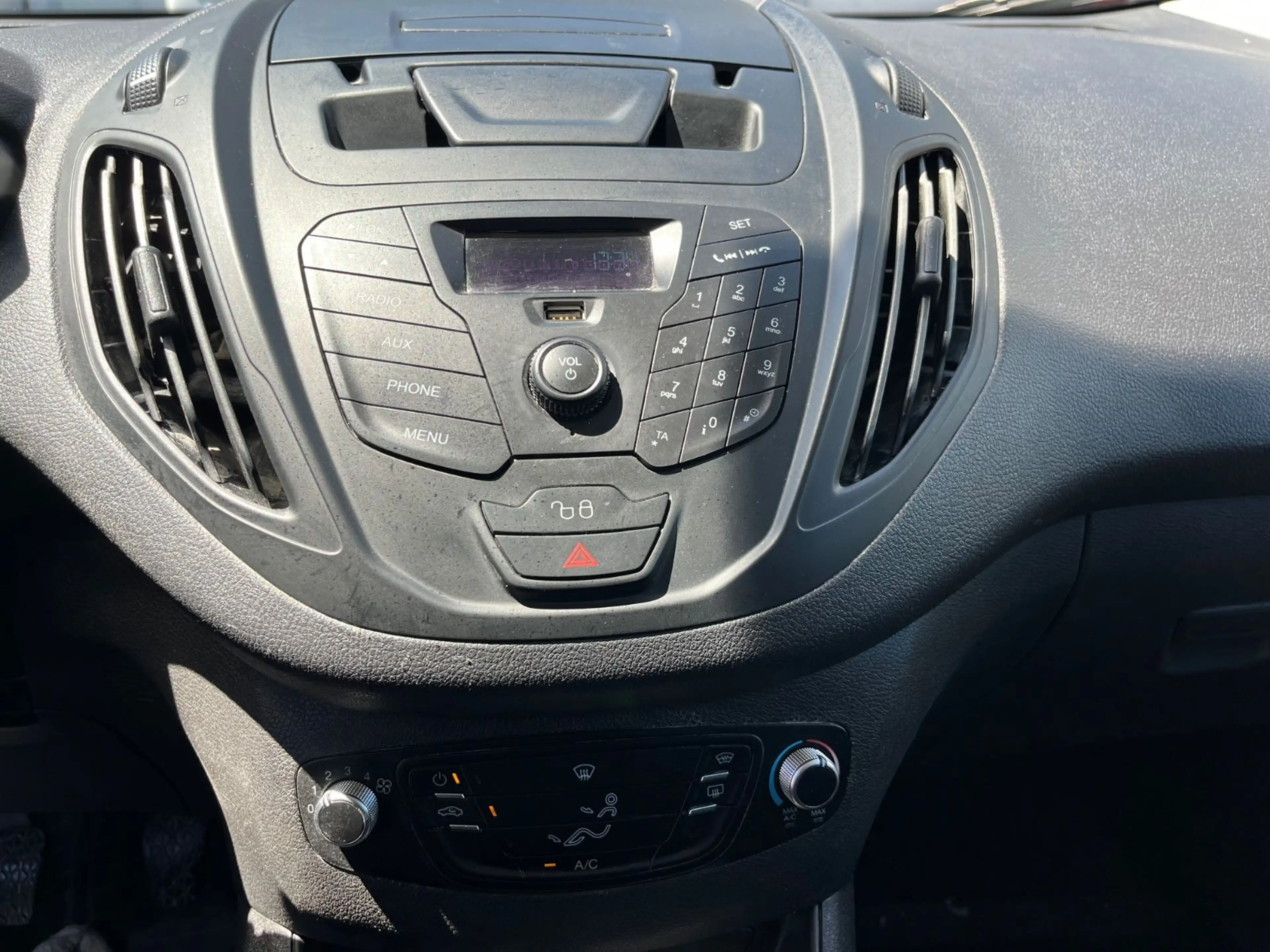 Ford Transit Courier 1.5 TDCI Trend *AHK* — photo 13