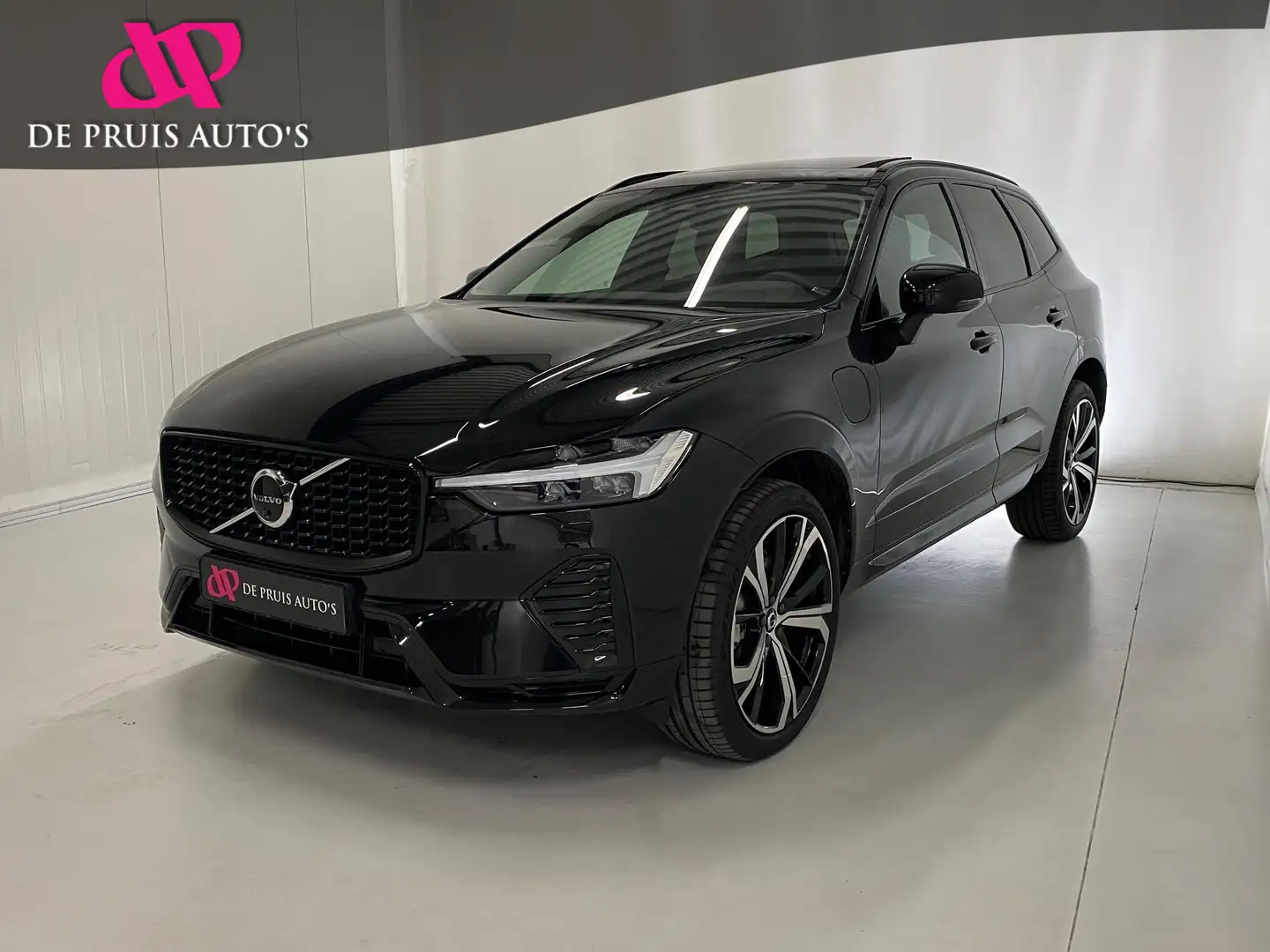 Volvo XC60 2.0 T8 Plug-in hybrid AWD Plus Dark Black Edition Zwart - 1
