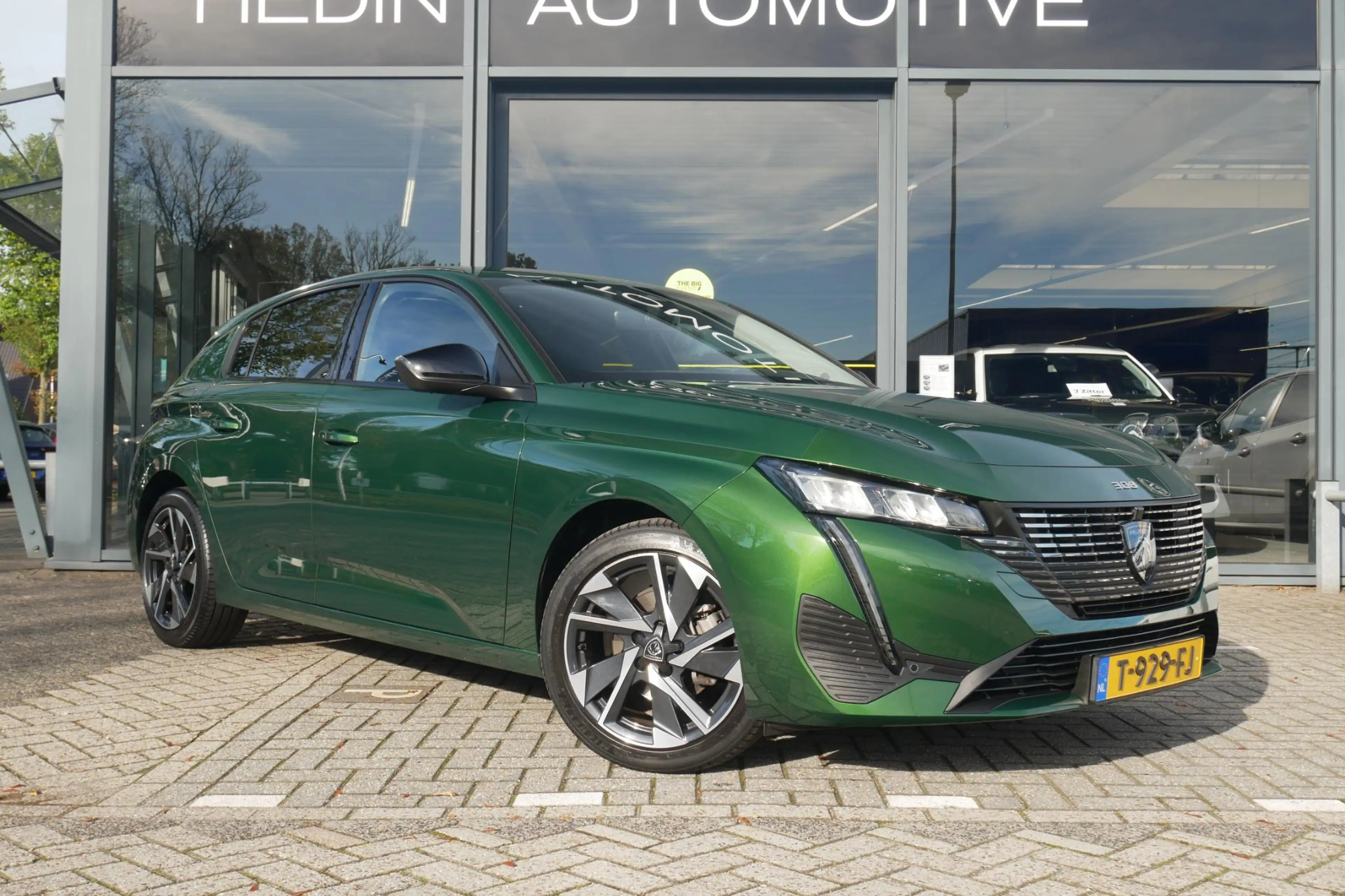 Peugeot 308 1.2 Allure Pack Business | Camera | Stoelverwarmin — photo 10