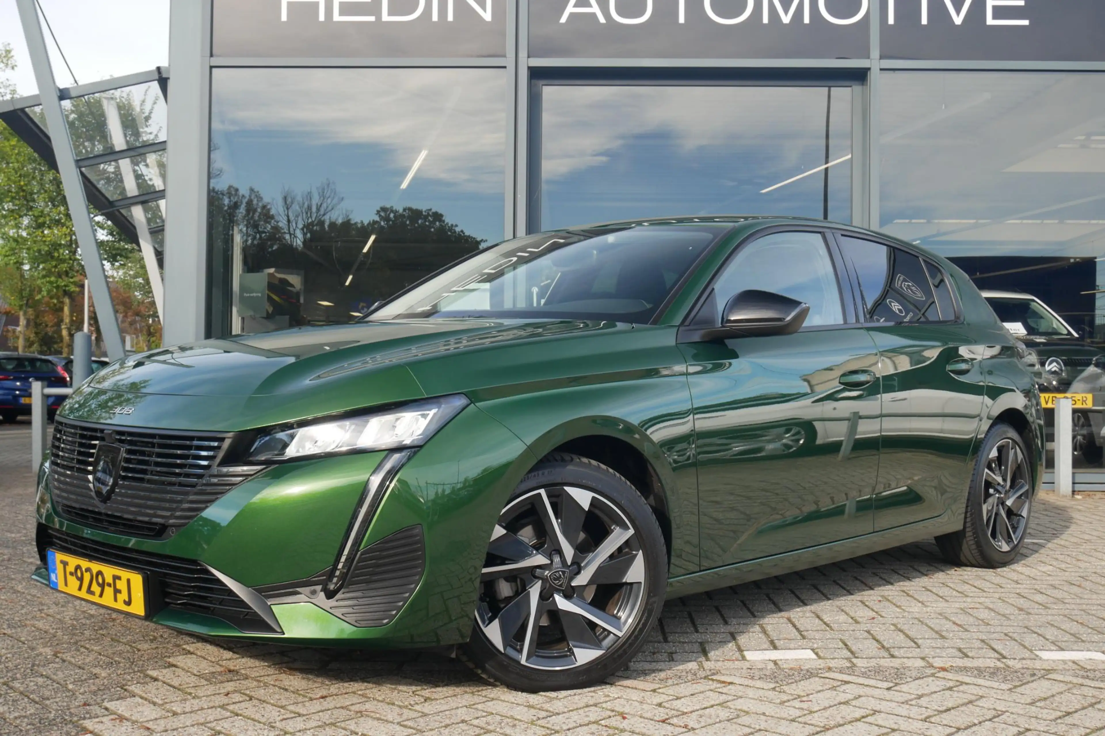 Peugeot 308 1.2 Allure Pack Business | Camera | Stoelverwarmin — photo 2