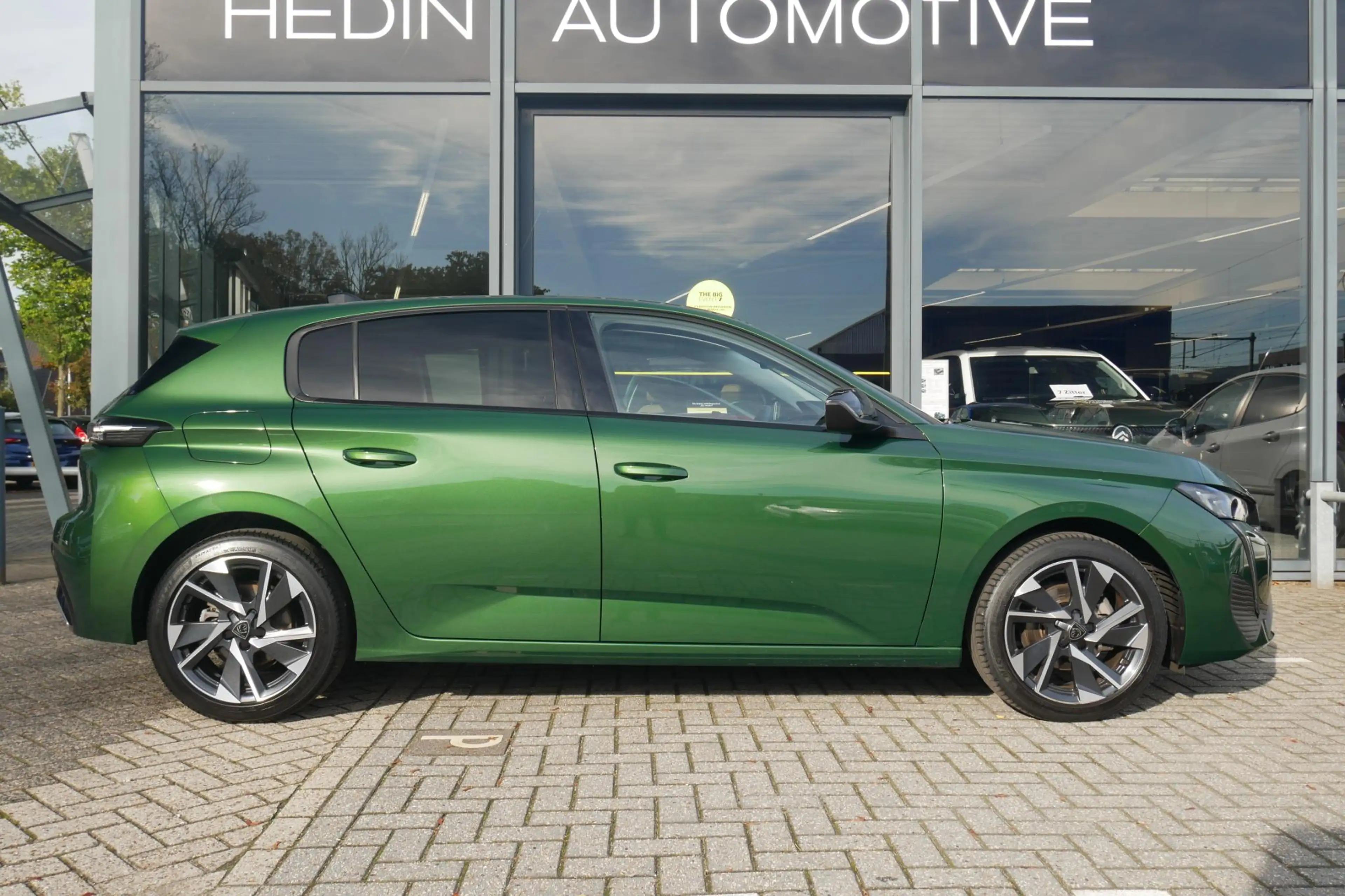 Peugeot 308 1.2 Allure Pack Business | Camera | Stoelverwarmin — photo 9