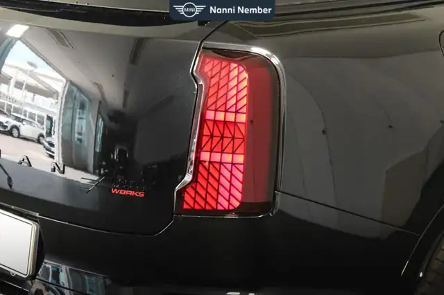Mini Countryman view 6