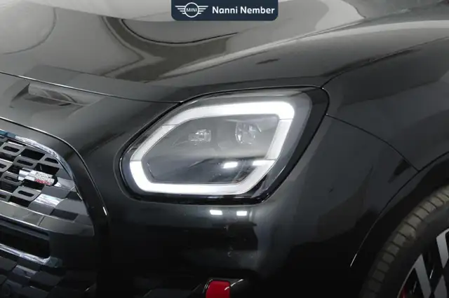Mini Countryman view 5