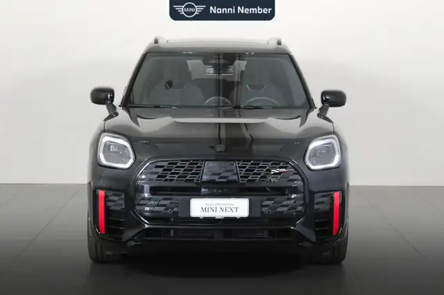 Mini Countryman view 2