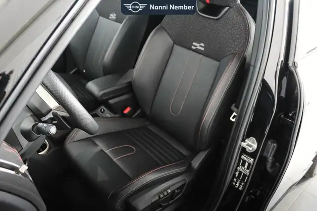 Mini Countryman view 14