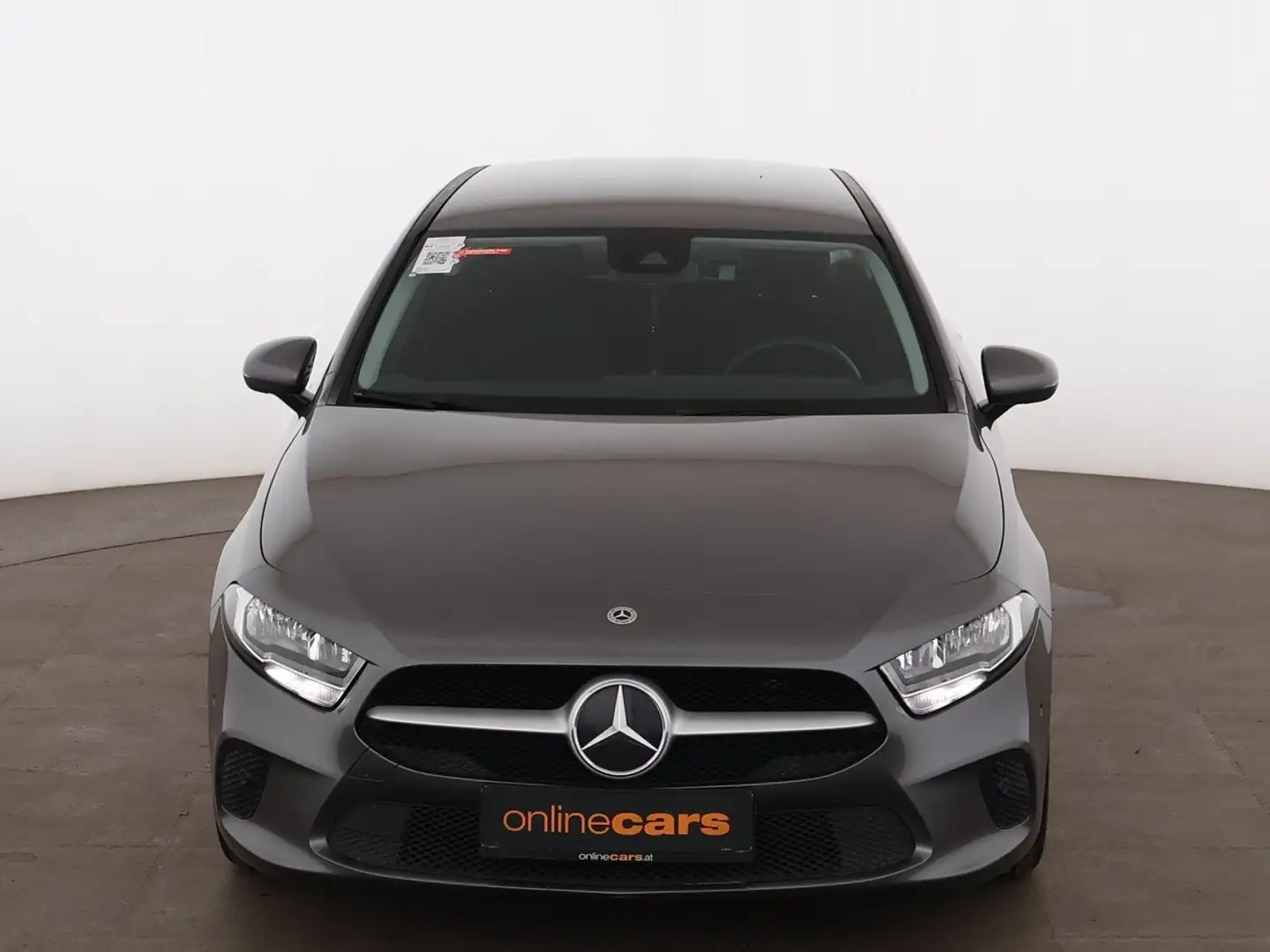 Mercedes-Benz A 200 d Aut AHK SITZHZG R-CAM ASSIST TEMP PDC Grau - 2