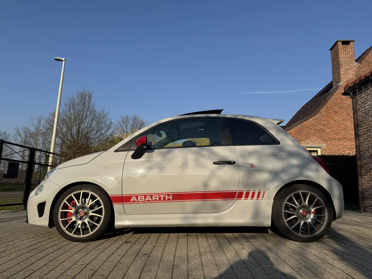 Abarth 695 2022