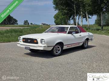 USA 2.3 Fastback 2+2