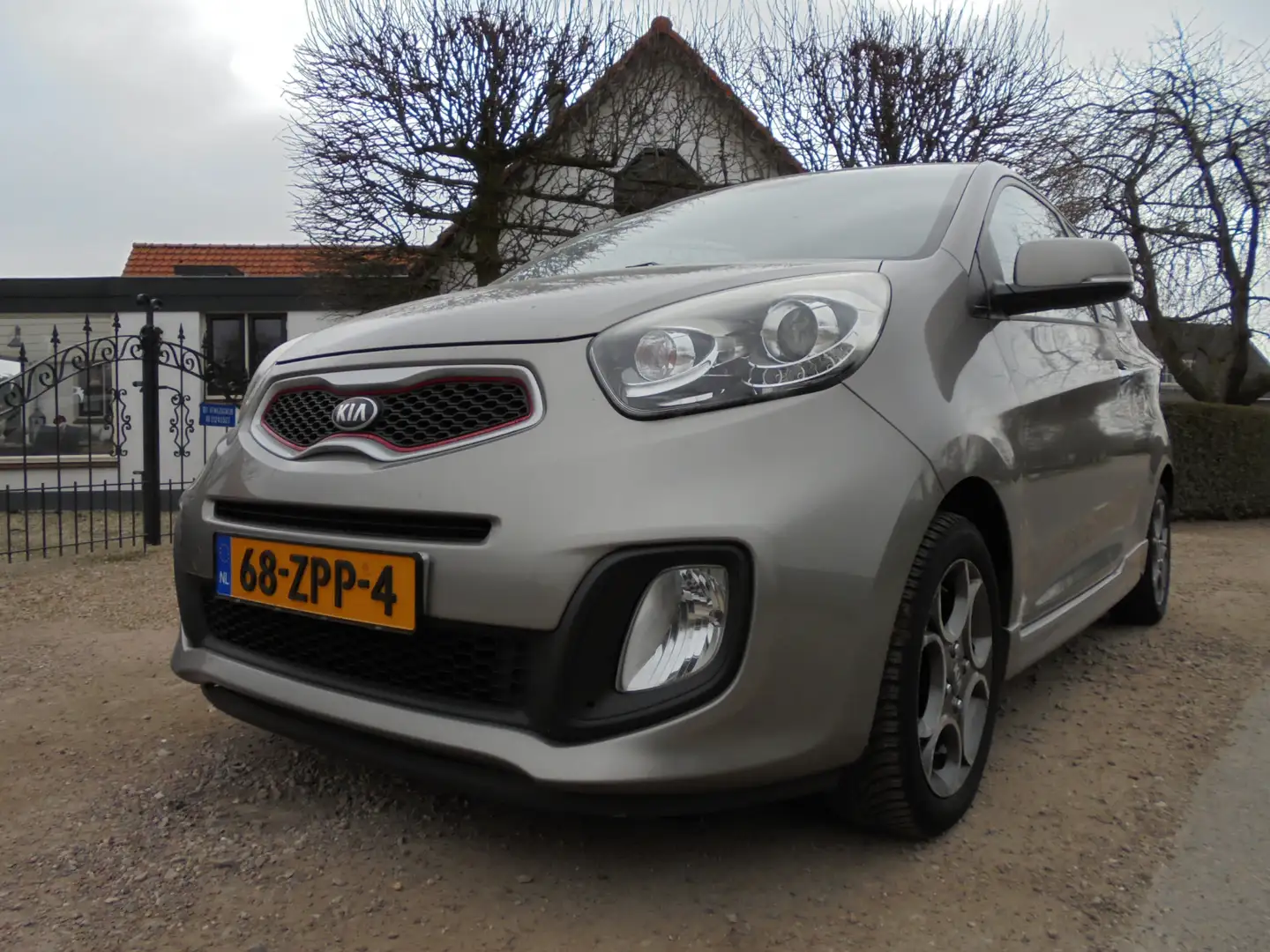 Kia Picanto 1.0 CVVT ISG Design Edition **124.000 org.km.NAP** Grijs - 2