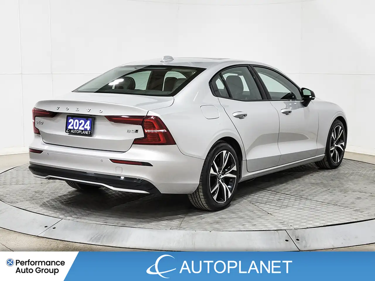 Volvo S60 снимка Volvo S60