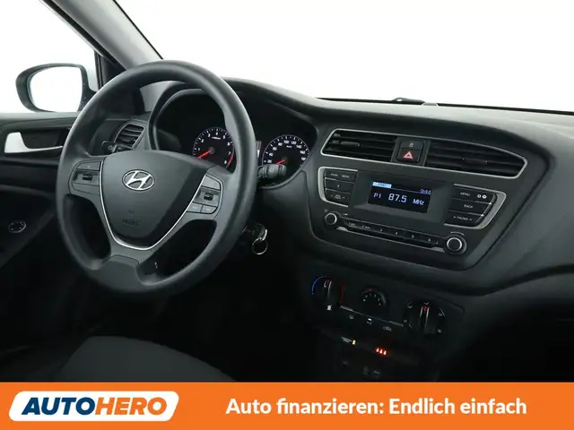 Hyundai i20 view 13