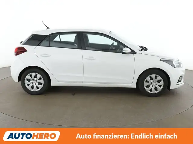 Hyundai i20 view 7
