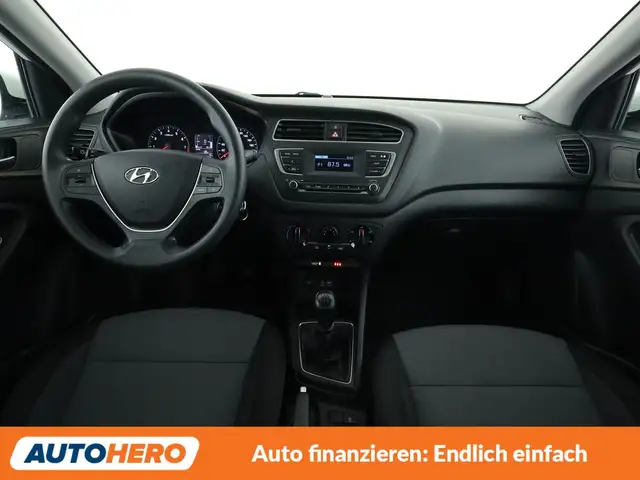 Hyundai i20 view 12
