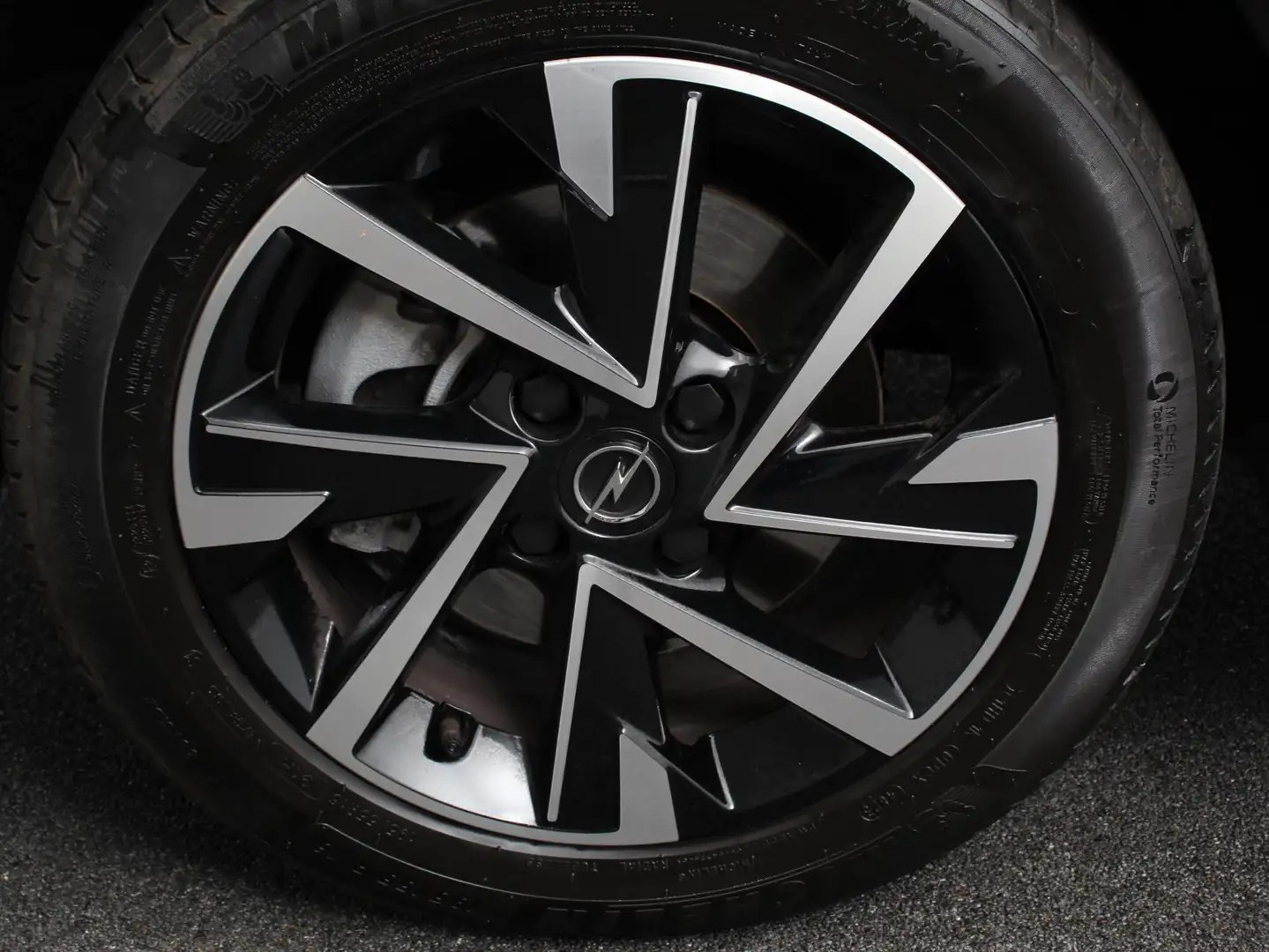 Opel Corsa 1.2 Turbo 100pk GS Nieuw model! | Navigatie | Appl Noir - 2