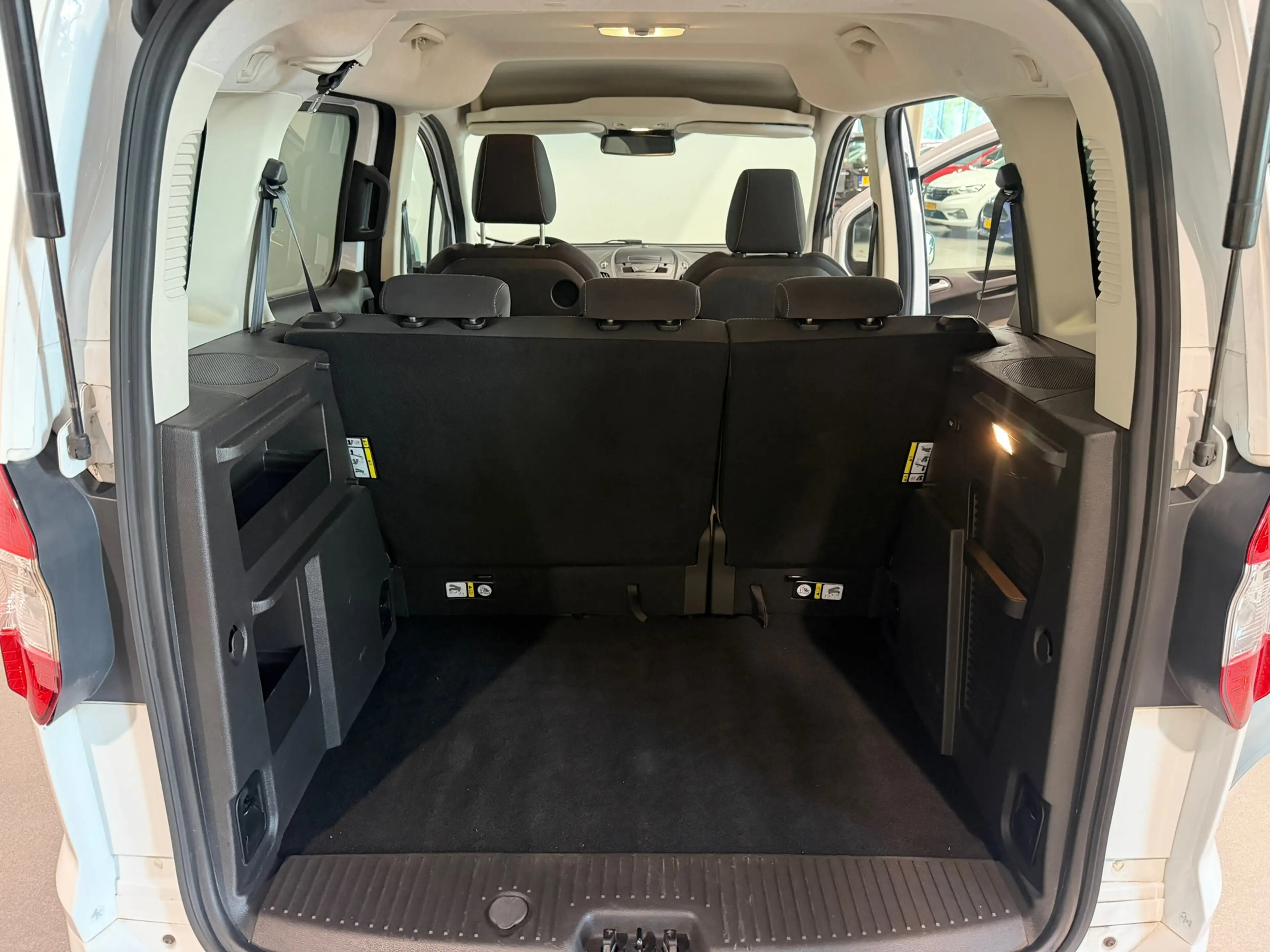Ford Tourneo Courier 1.0 Titanium Clima|Stoelverw.|Voorruitverw.|Blueto — photo 23