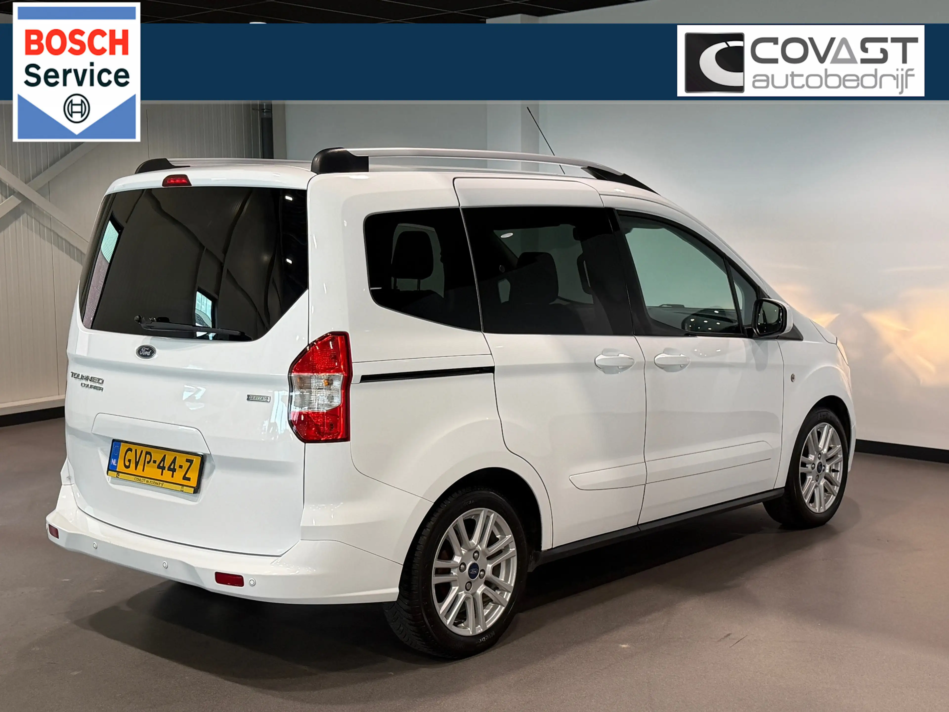Ford Tourneo Courier 1.0 Titanium Clima|Stoelverw.|Voorruitverw.|Blueto — photo 6