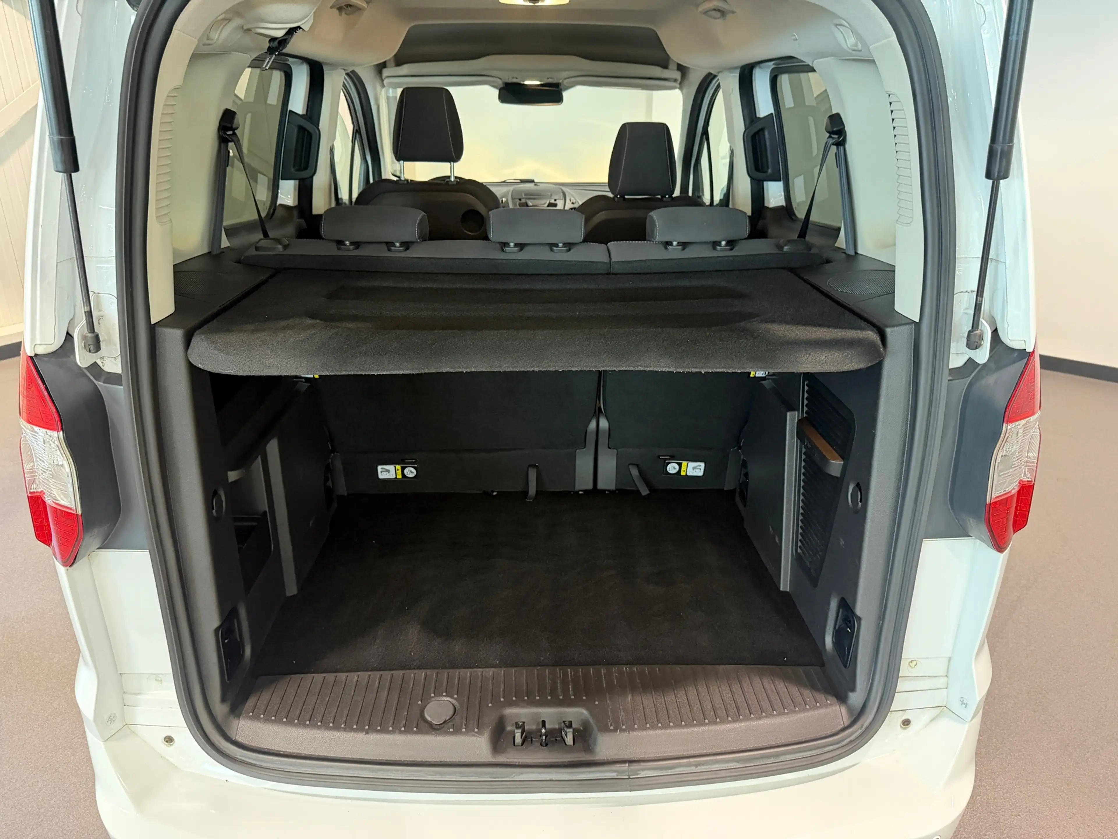 Ford Tourneo Courier 1.0 Titanium Clima|Stoelverw.|Voorruitverw.|Blueto — photo 22