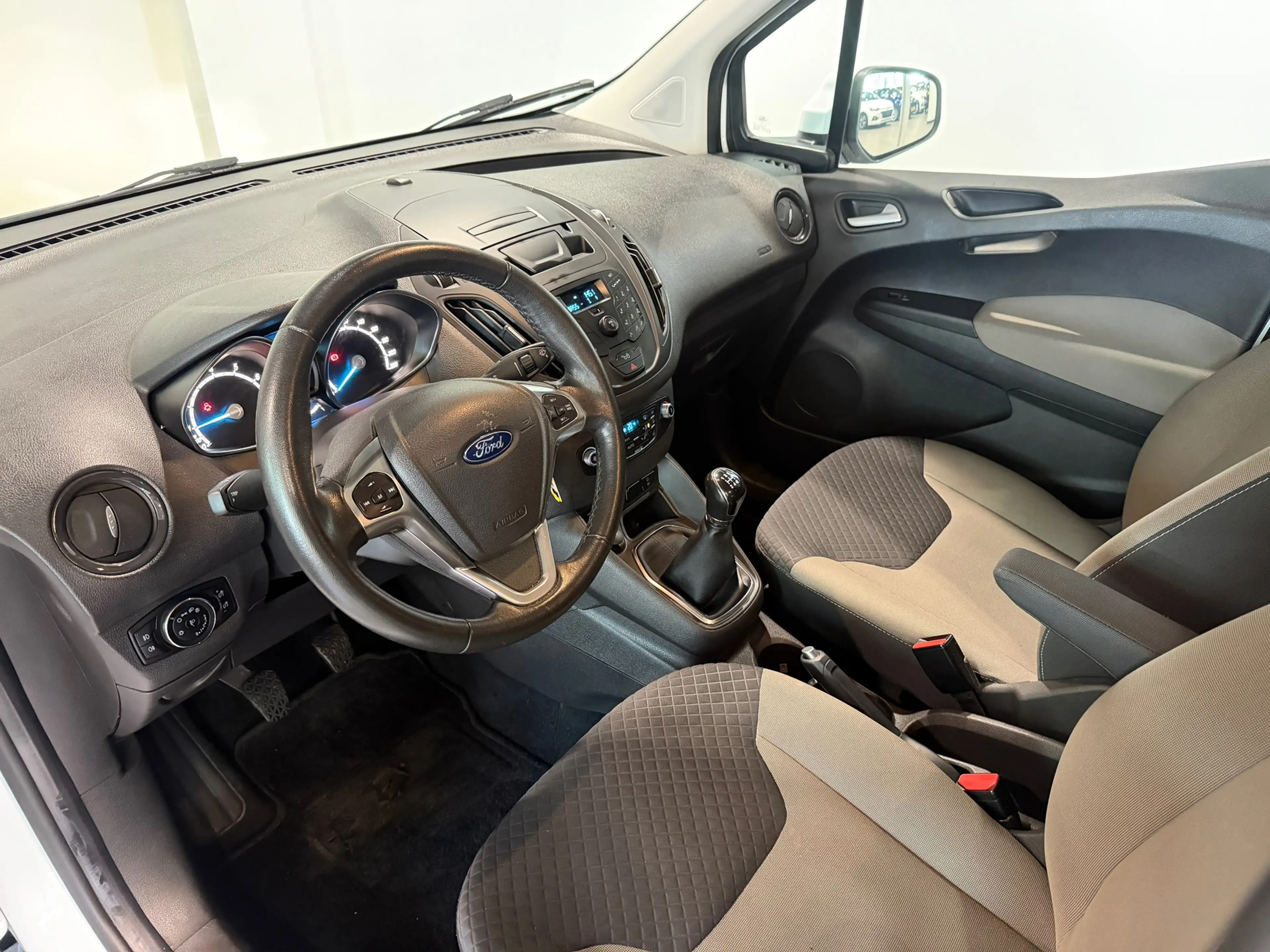 Ford Tourneo Courier 1.0 Titanium Clima|Stoelverw.|Voorruitverw.|Blueto — photo 3