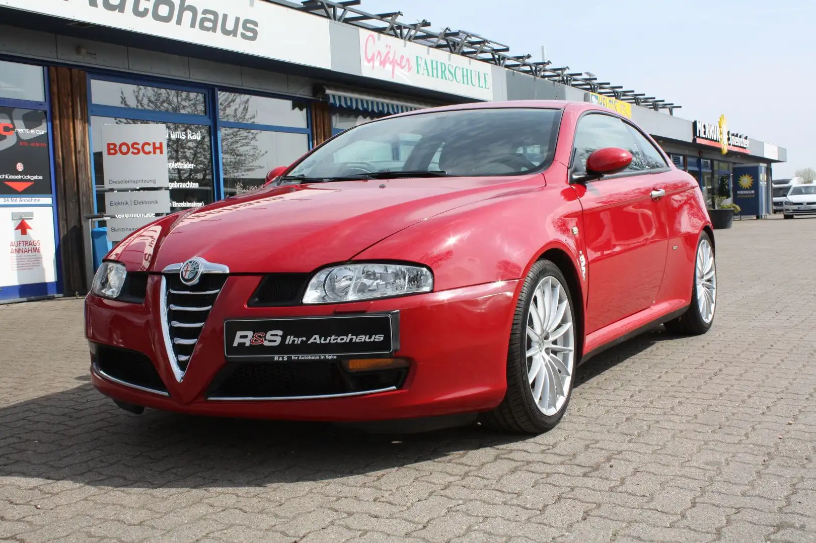 Alfa Romeo GT 2.0 16V JTS Distinctive Piros - 1