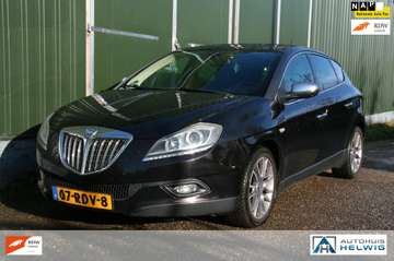 1.4 M.air Platino, LEER, AIRCO, NAVIGATIE, PANORAM