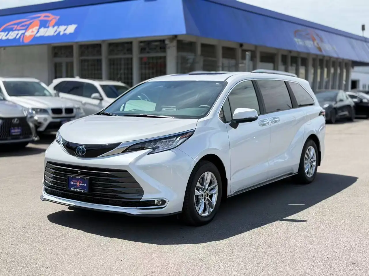 2025 Toyota Sienna