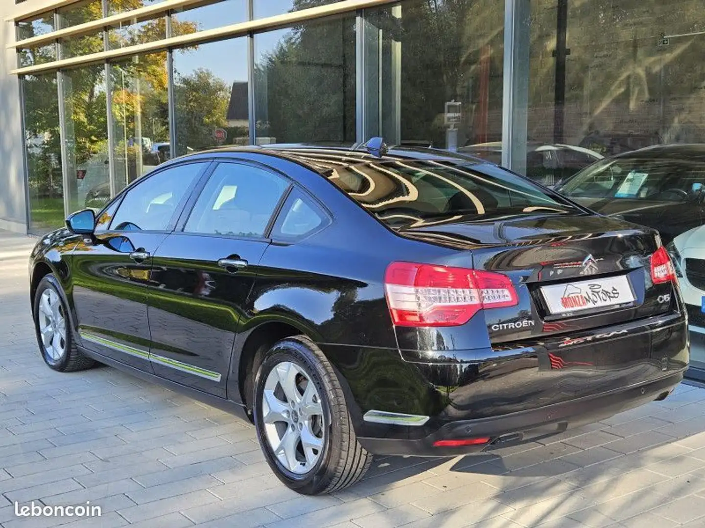Citroen C5 1.6 HDI110 FAP AIRDREAM ATTRACTION Noir - 2