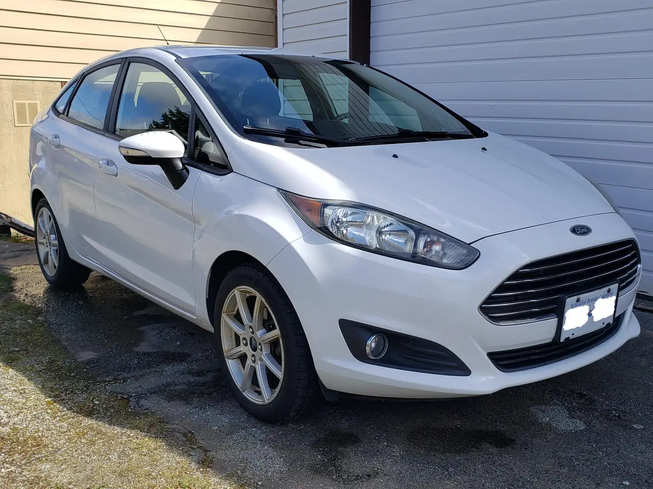 Ford Fiesta снимка Ford Fiesta